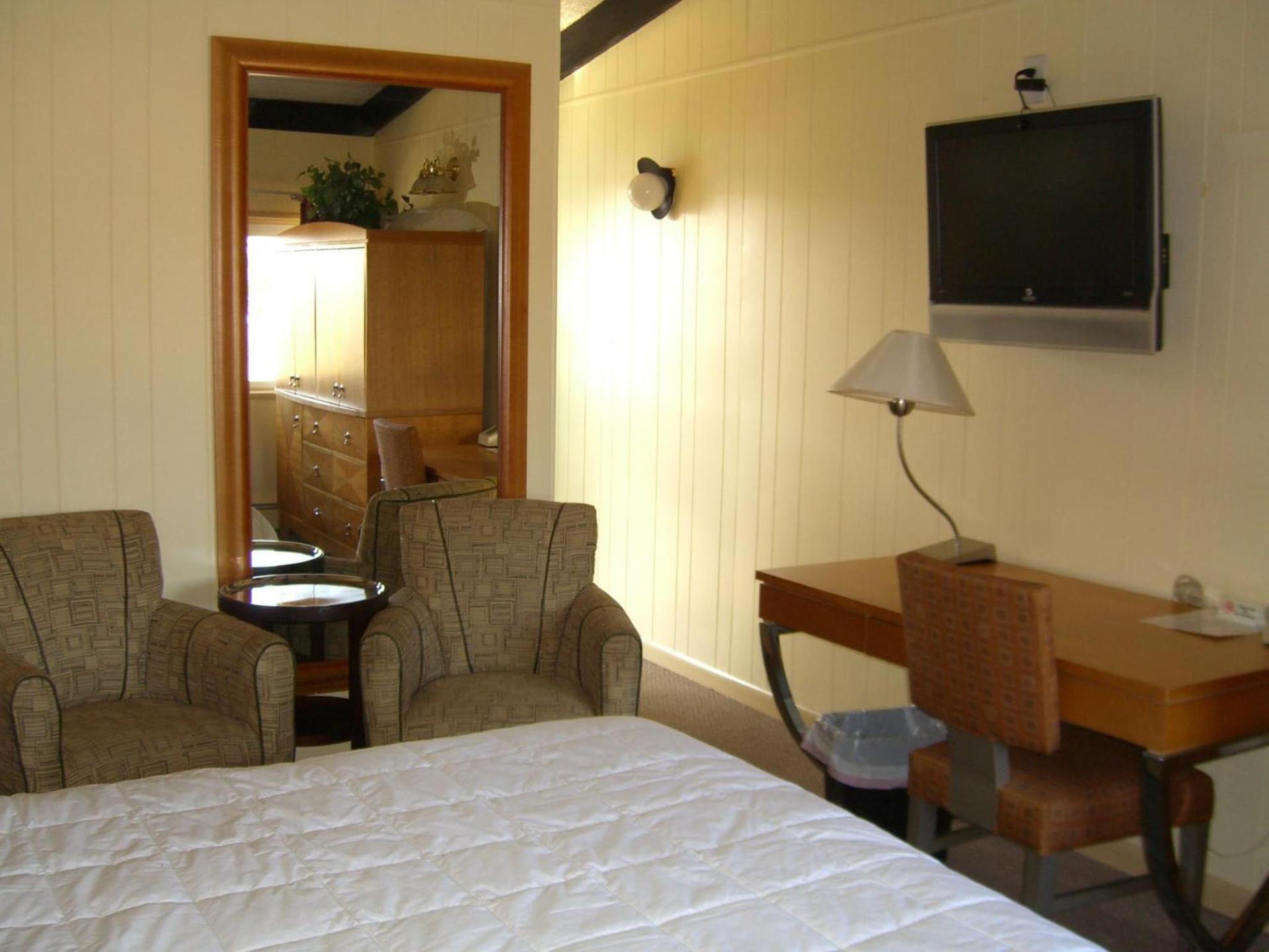 The Amethyst Beach Motel photo 35
