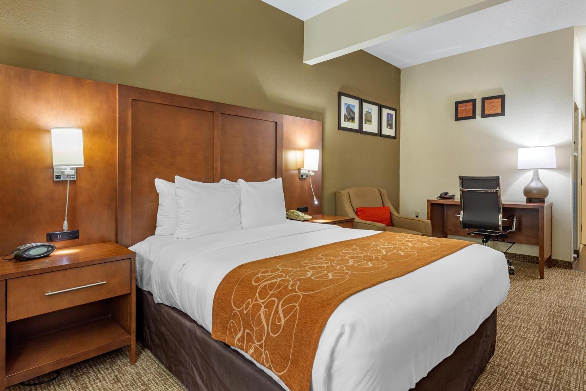 Comfort Suites Raleigh Walnut Creek photo 34