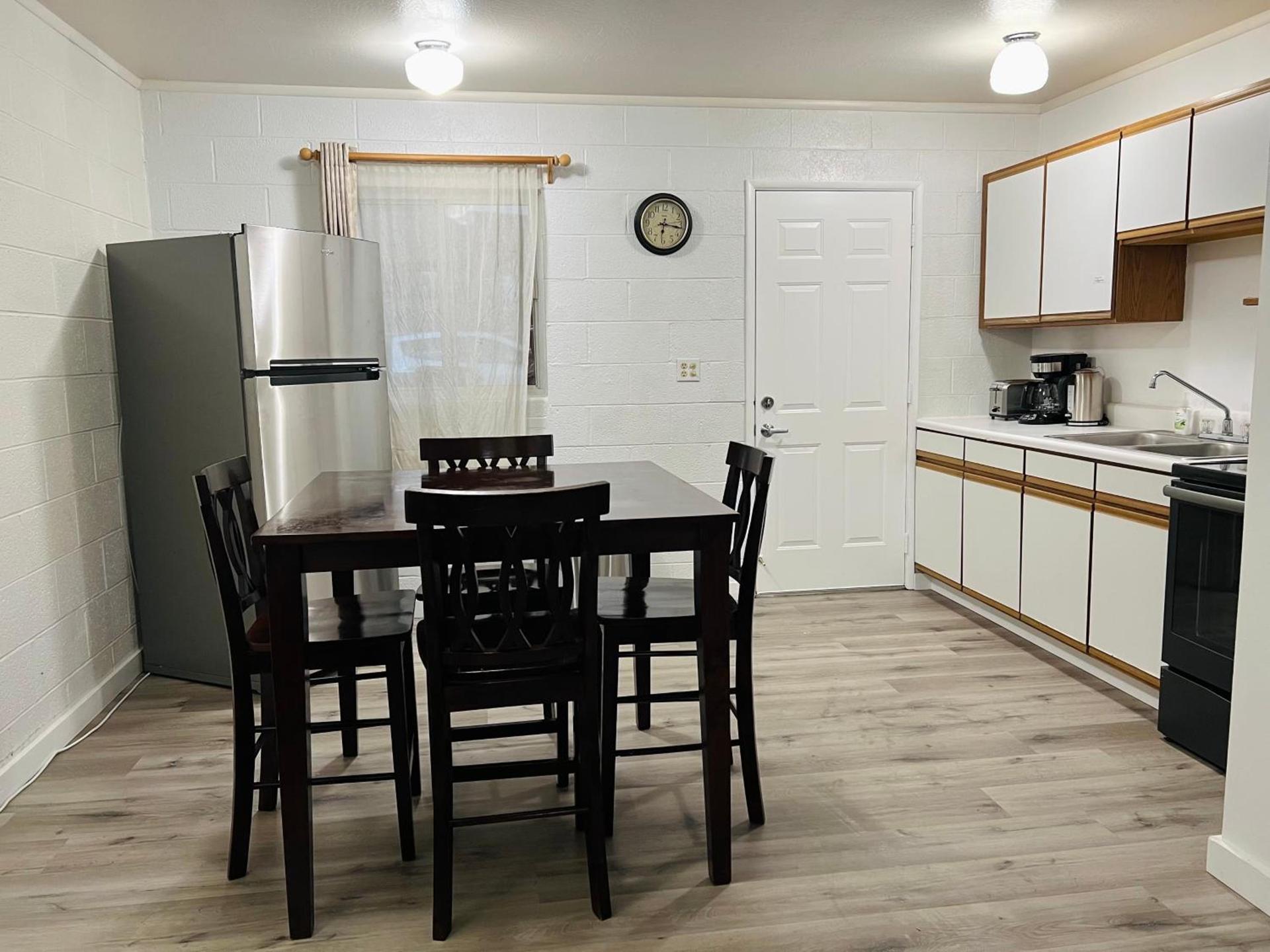 Lake Powell Motel & Apartments photo 17