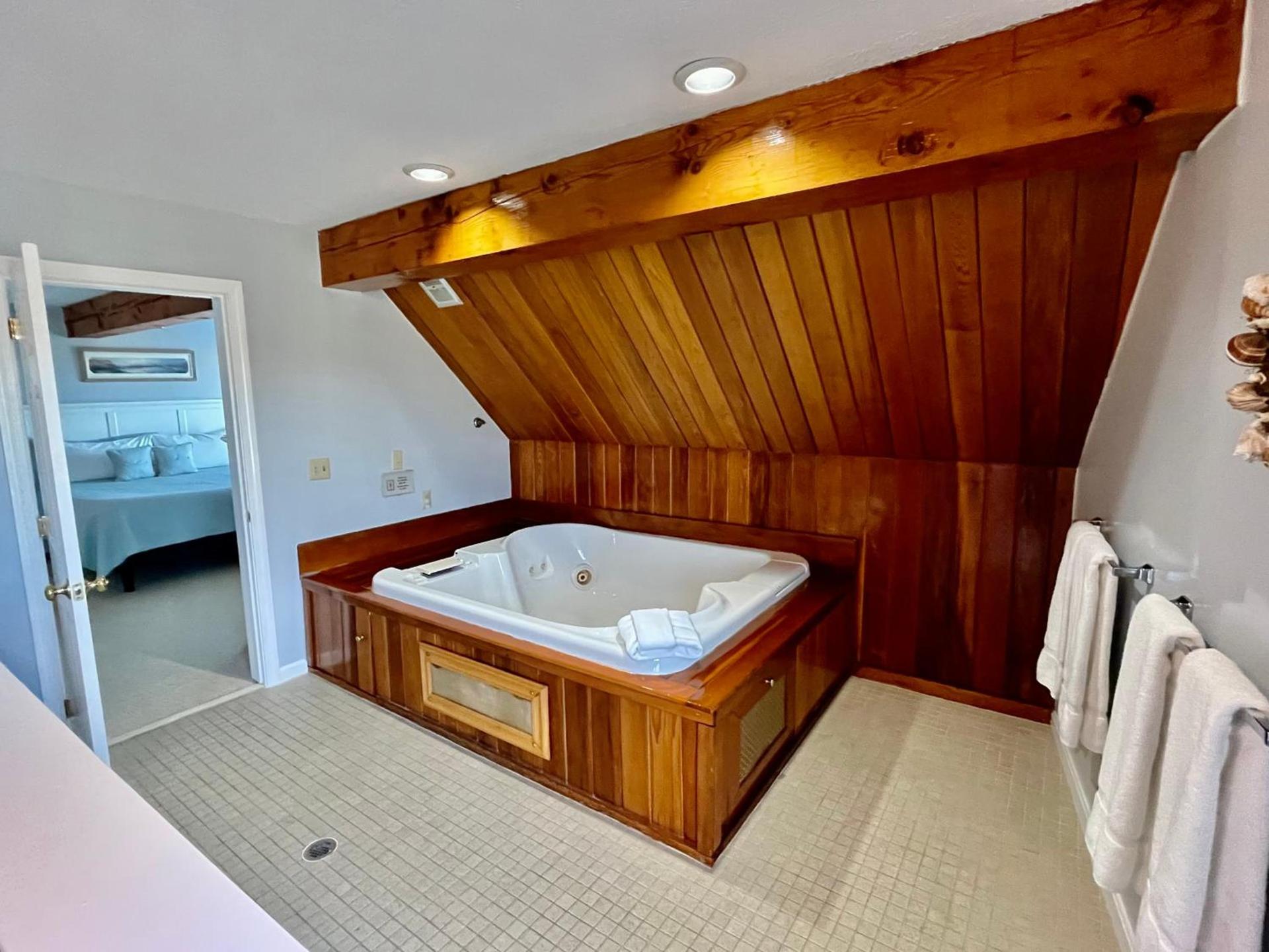 Elmwood Resort Hotel photo 53