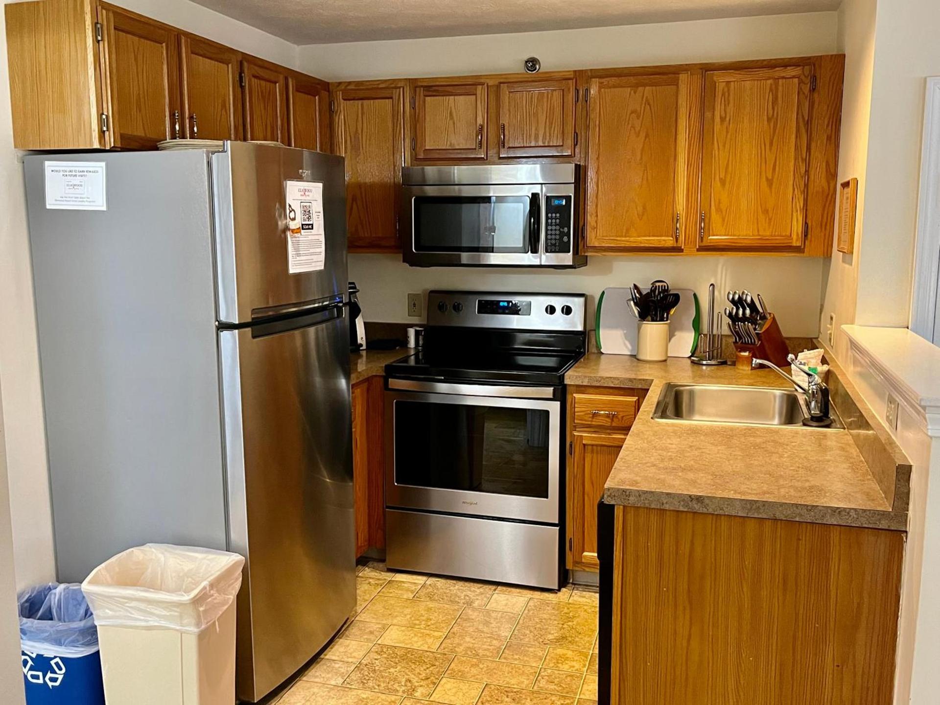 Elmwood Resort Hotel photo 54
