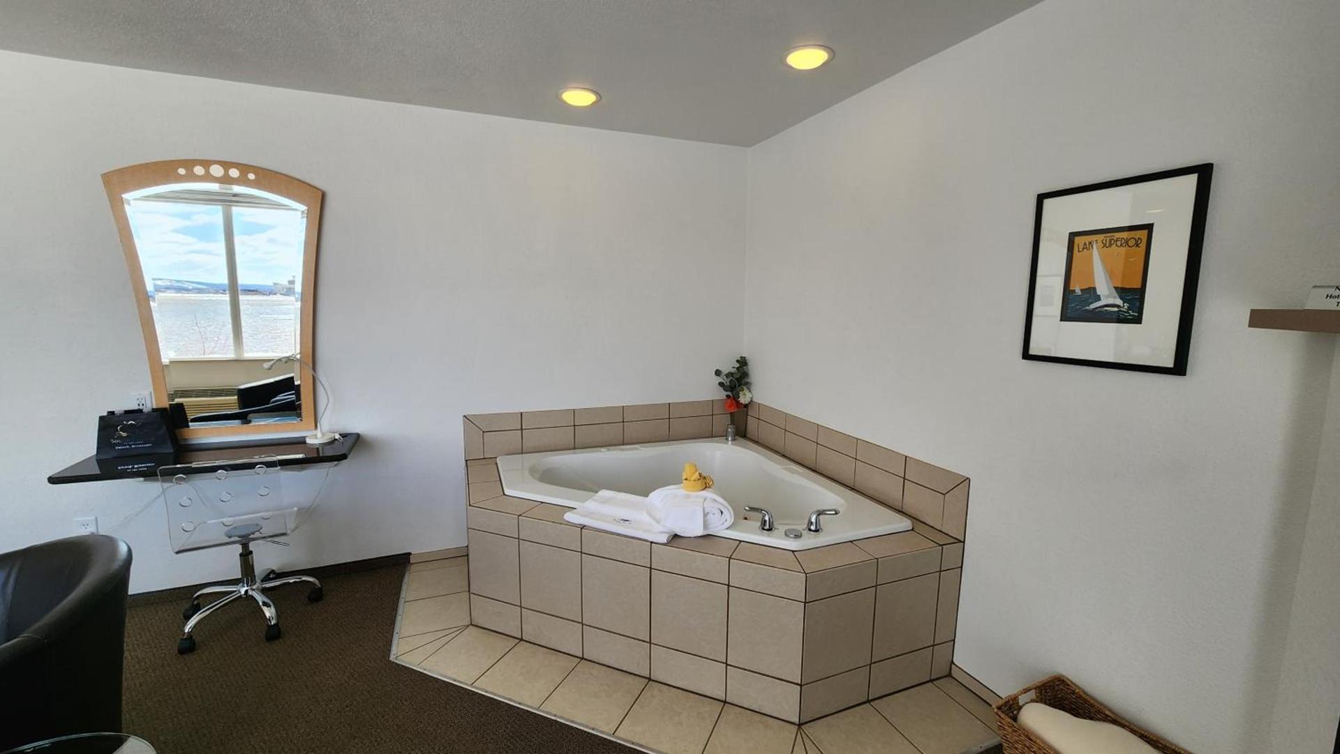 South Pier Inn photo 56
