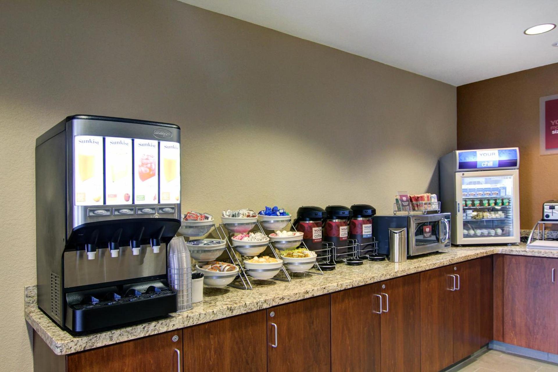 Comfort Suites Carlsbad photo 48