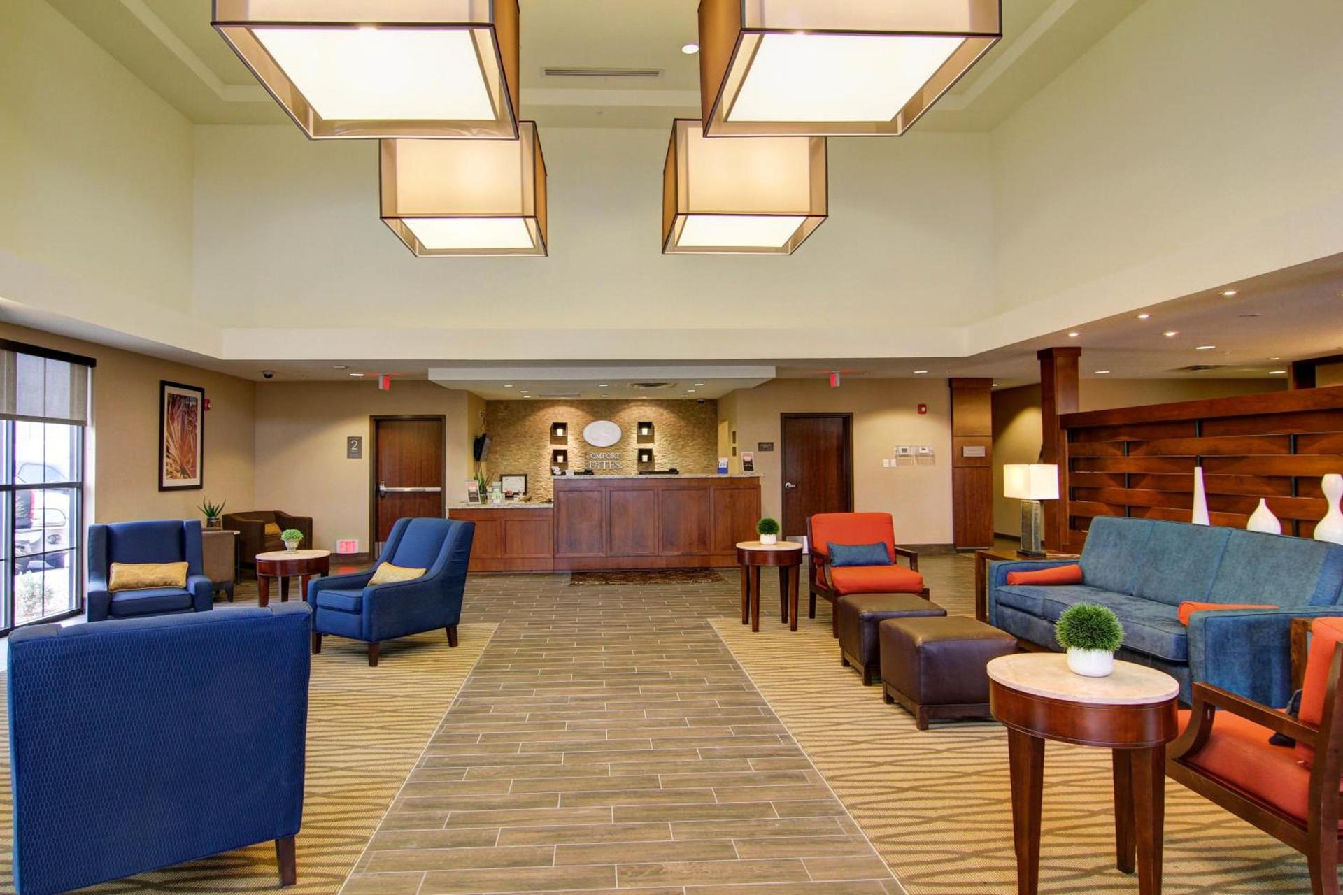 Comfort Suites Carlsbad photo 43