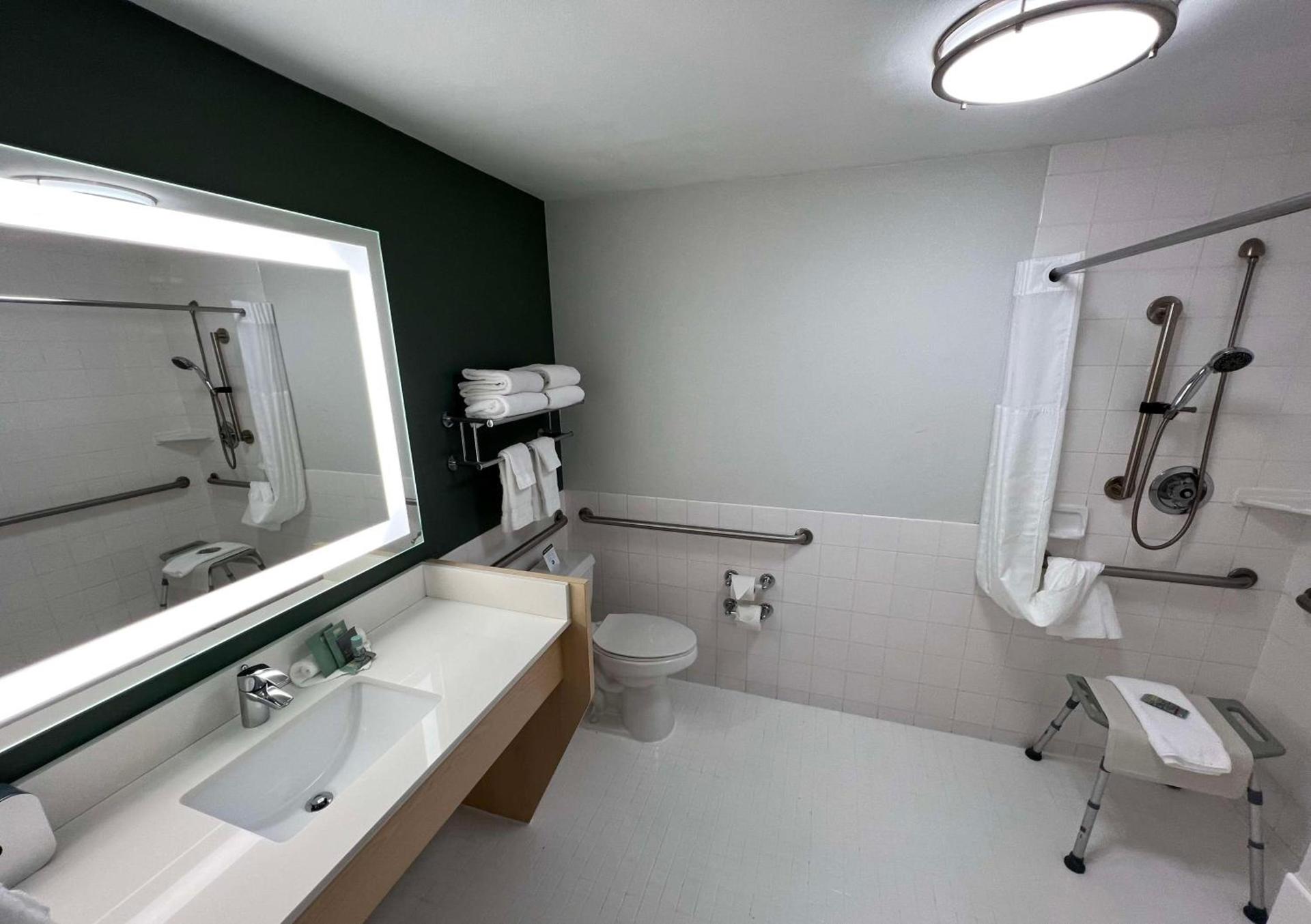 Best Western Portland West Beaverton photo 8