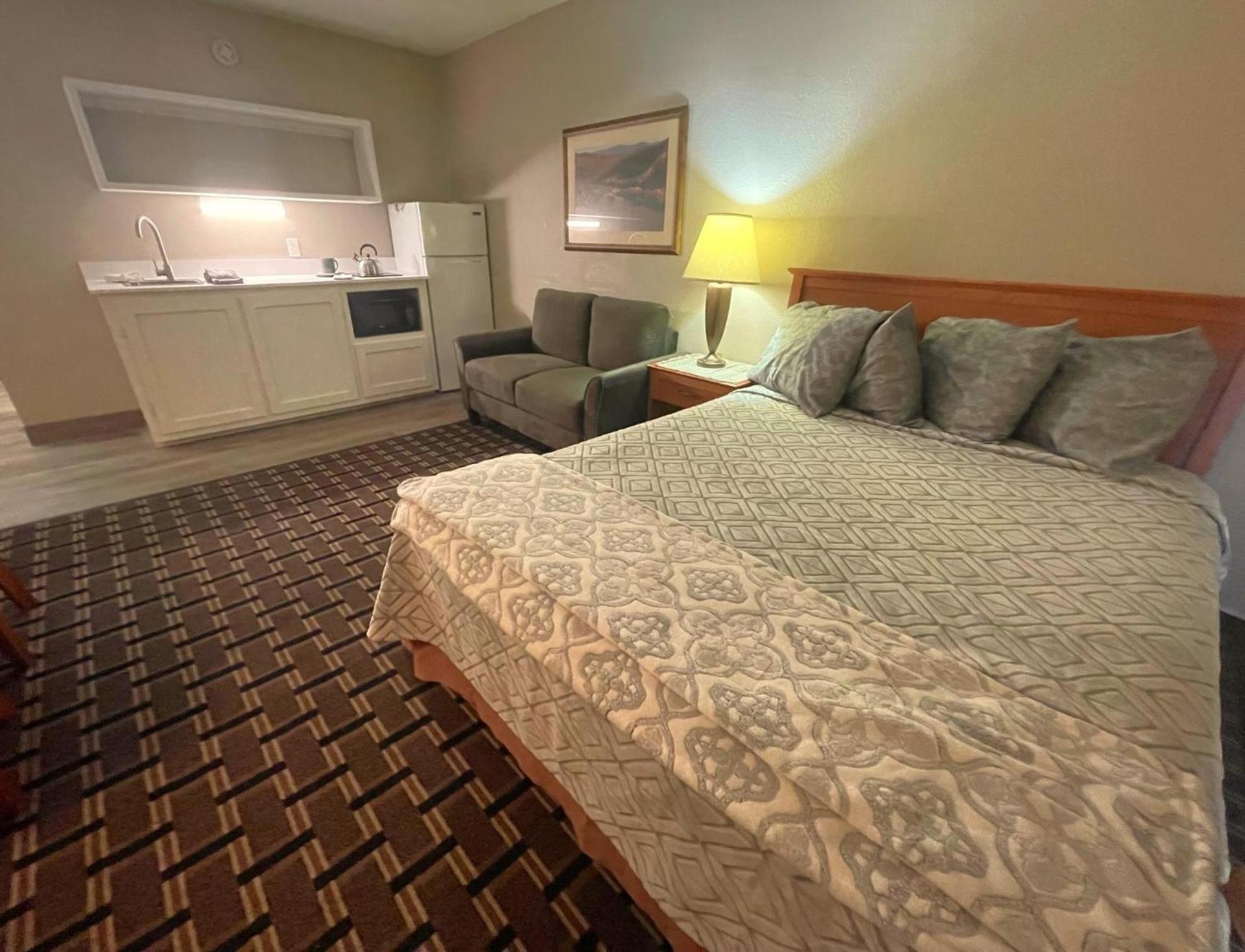 FairBridge Extended Stay, a Kitchenette Hotel photo 30