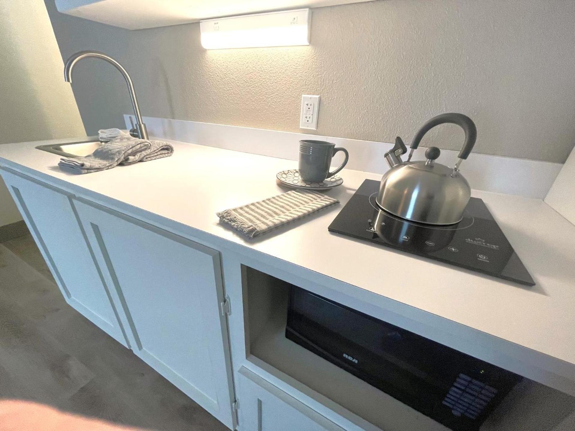 FairBridge Extended Stay, a Kitchenette Hotel photo 32