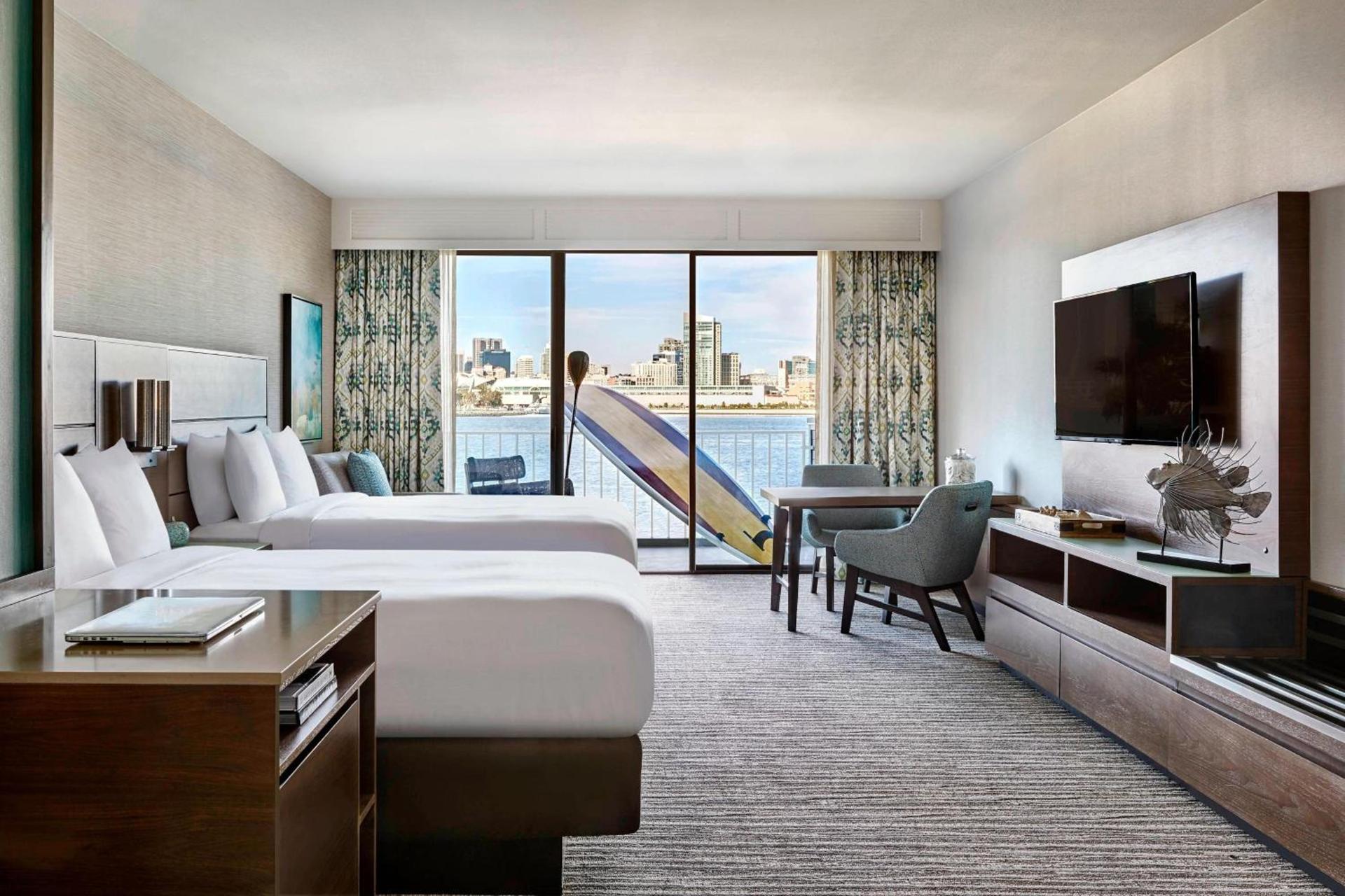 Coronado Island Marriott Resort & Spa photo 14