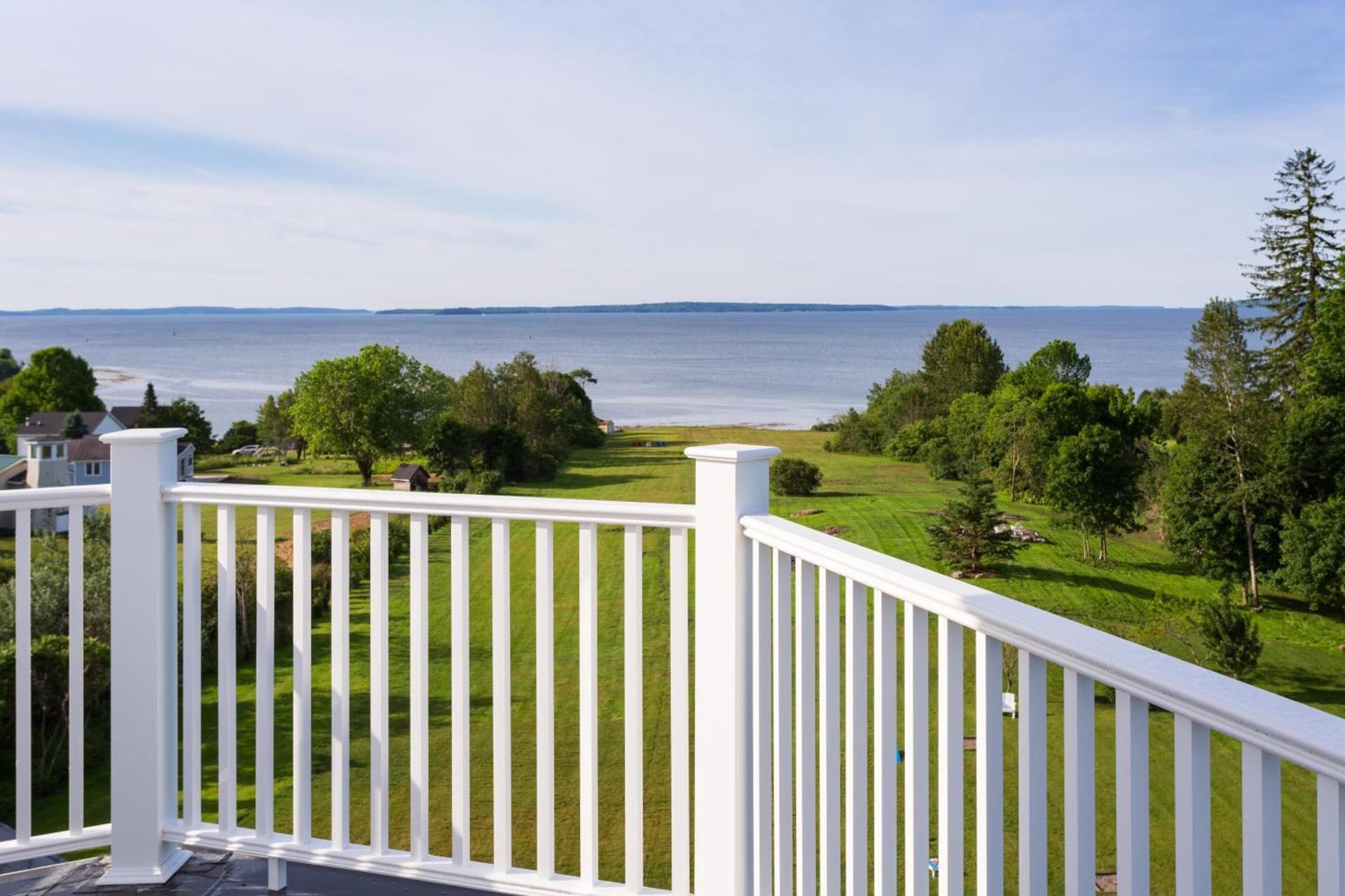 Captain Nickels Inn photo 4