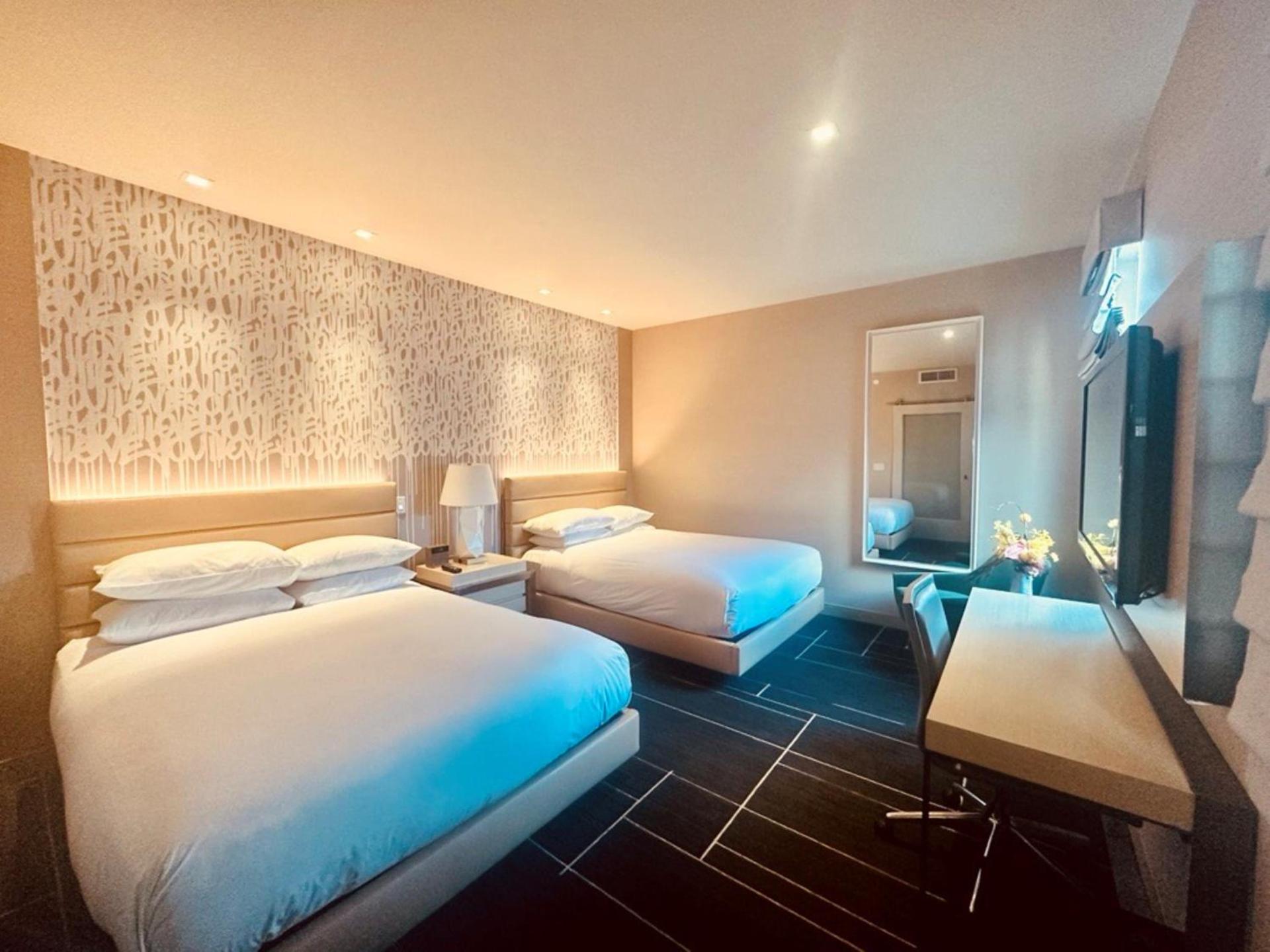 Kimpton Hotel Wilshire by IHG photo 16