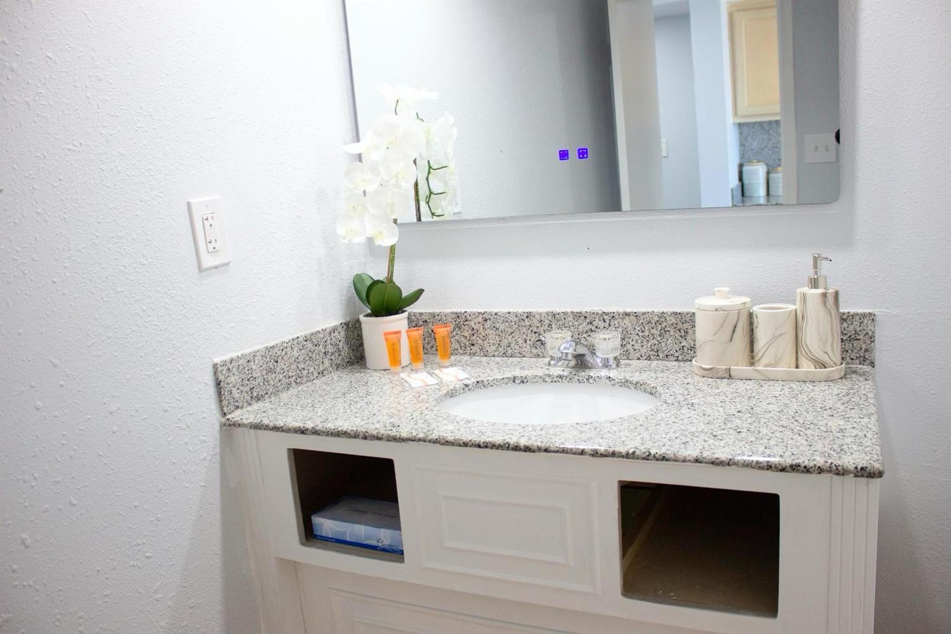 Sun and Sand Resort Oceanfront Suites photo 33