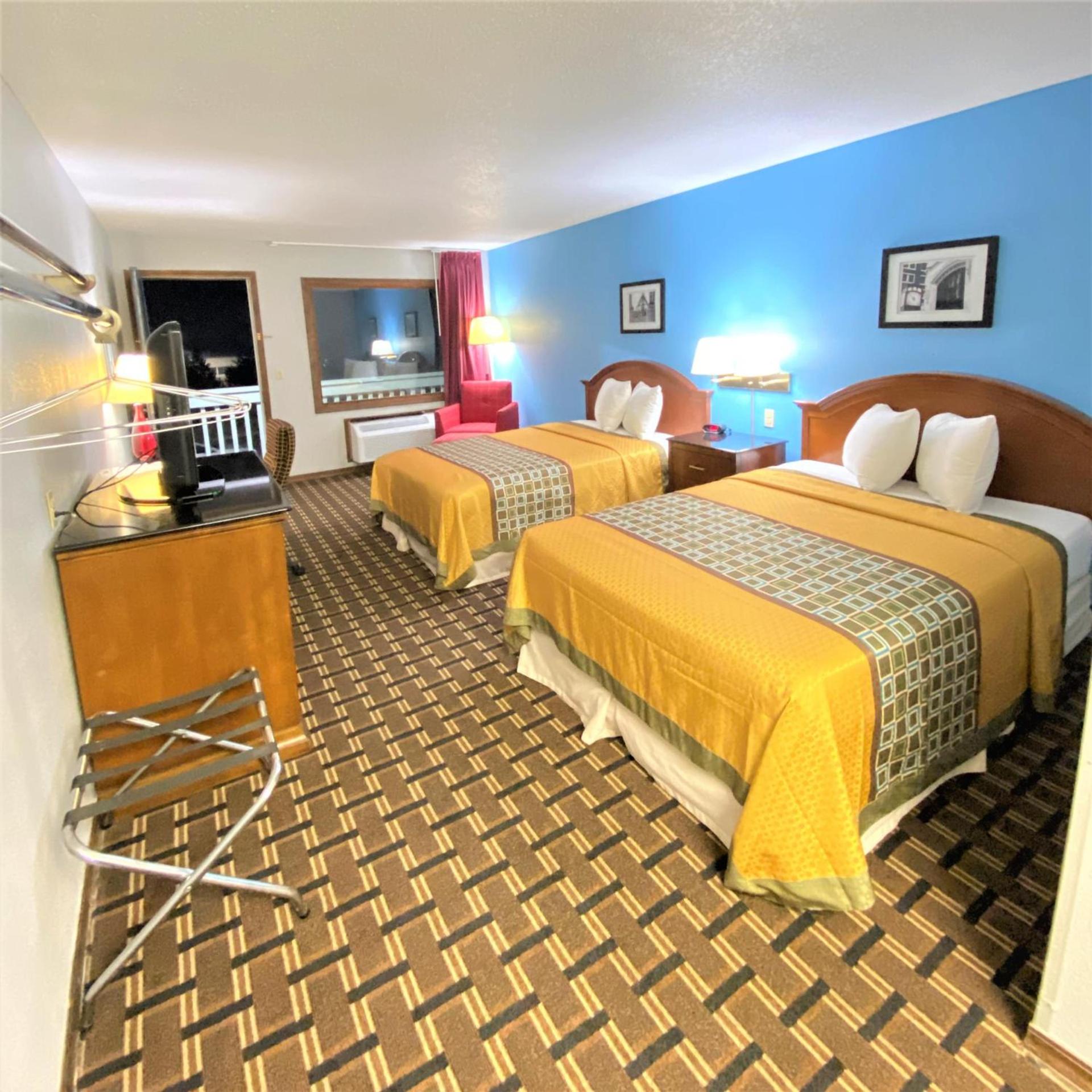 Lakes Inn photo 8