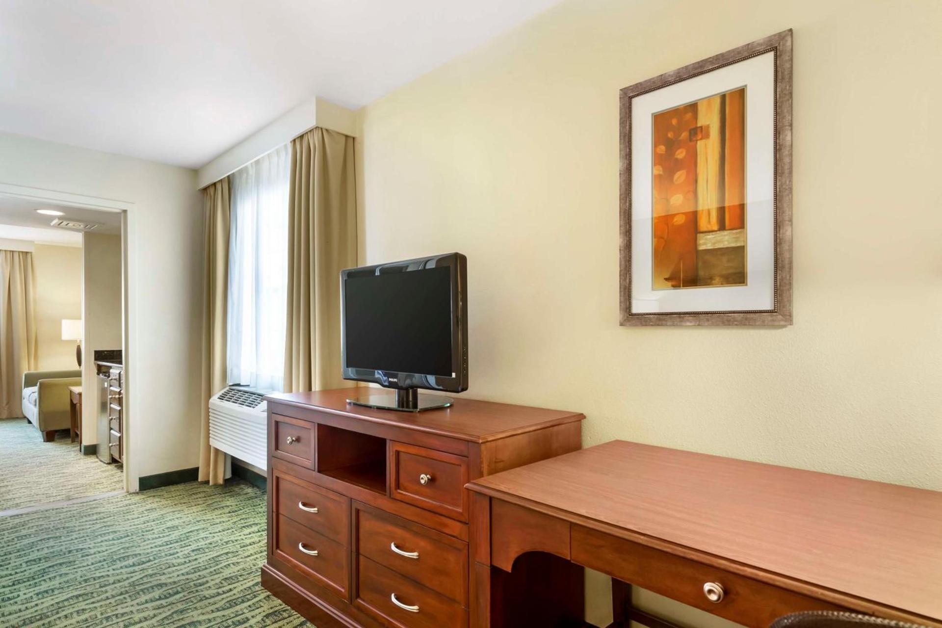 Best Western McAllen Medical Center photo 20
