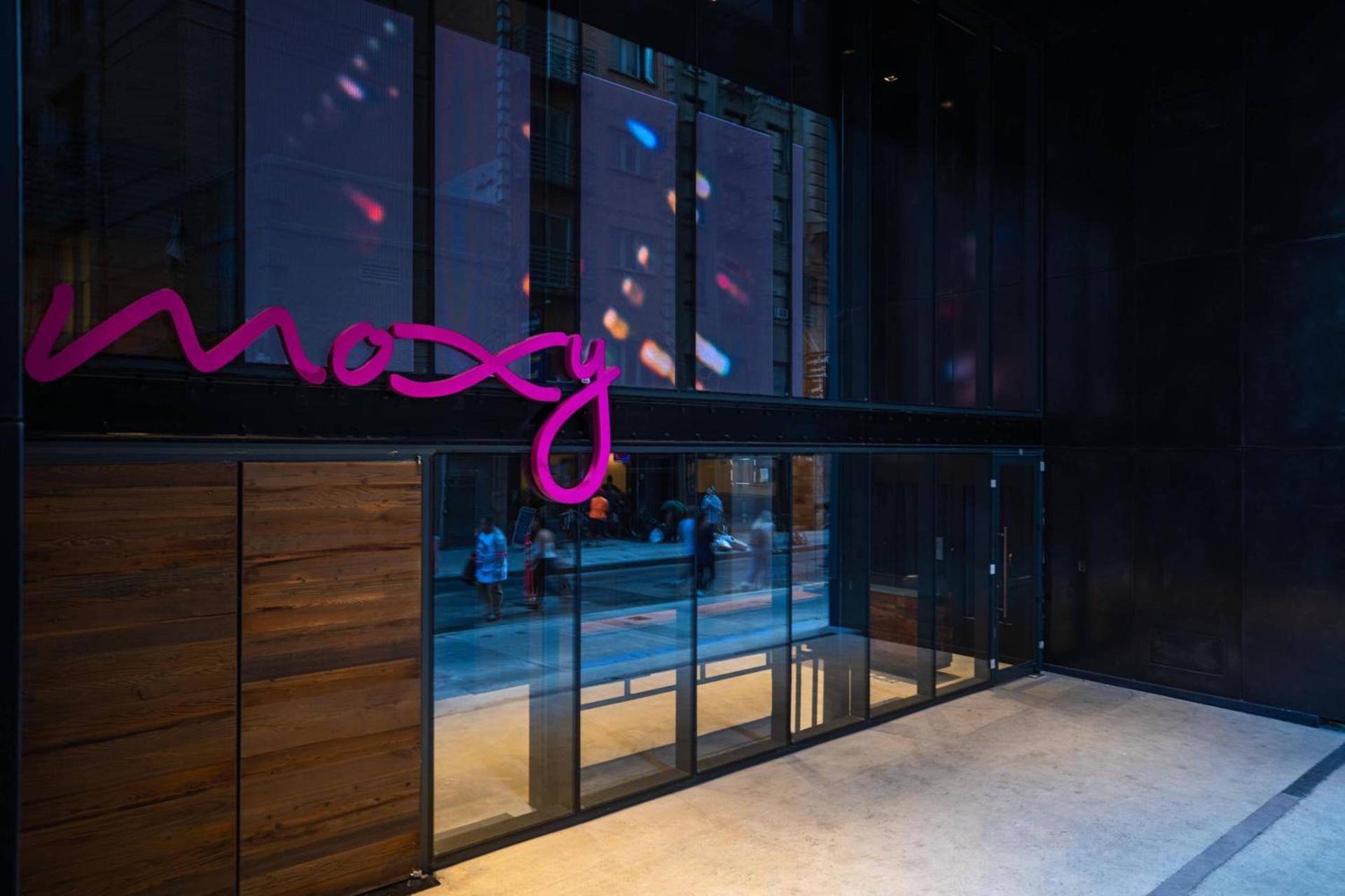 Moxy NYC Downtown photo 57