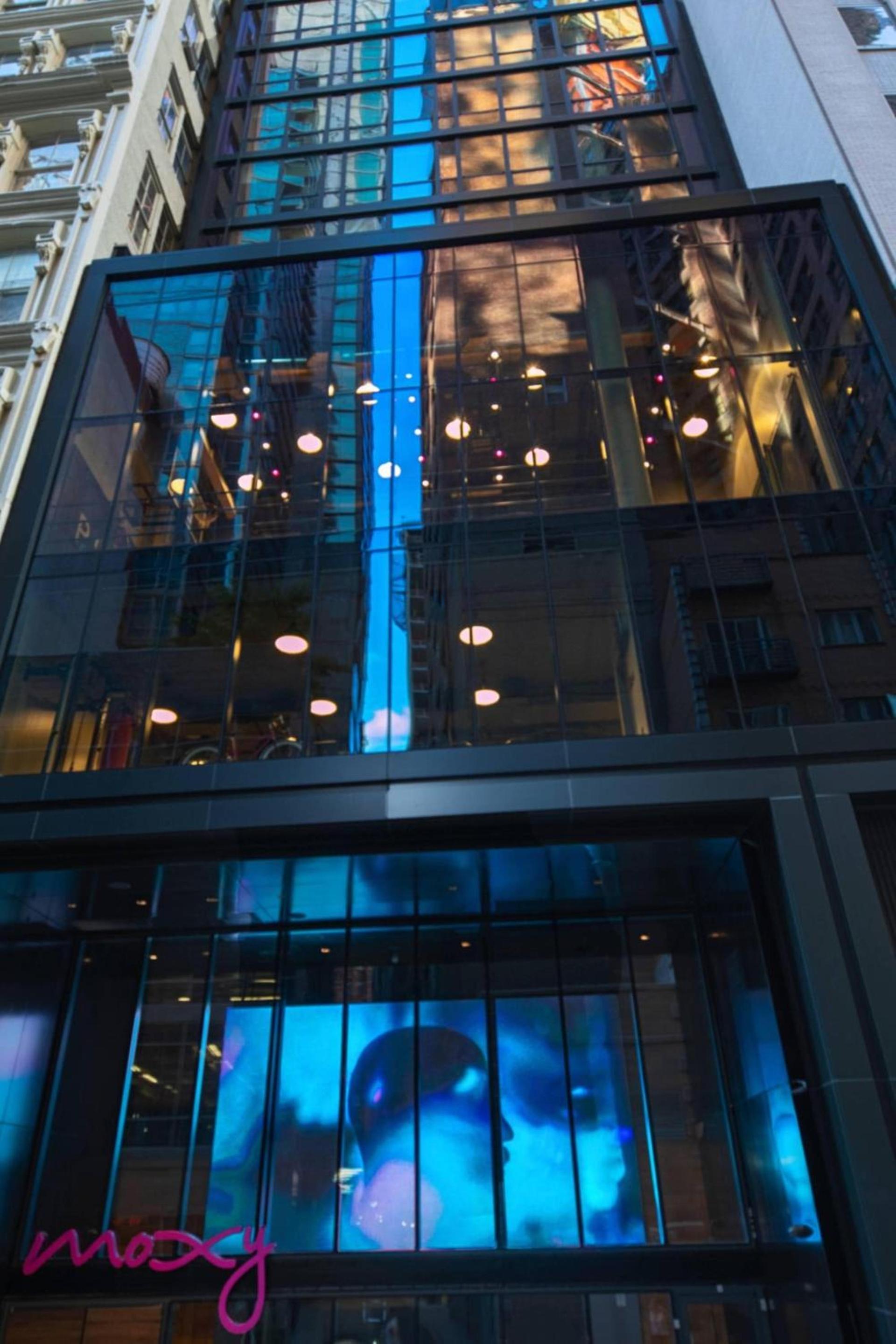 Moxy NYC Downtown photo 3