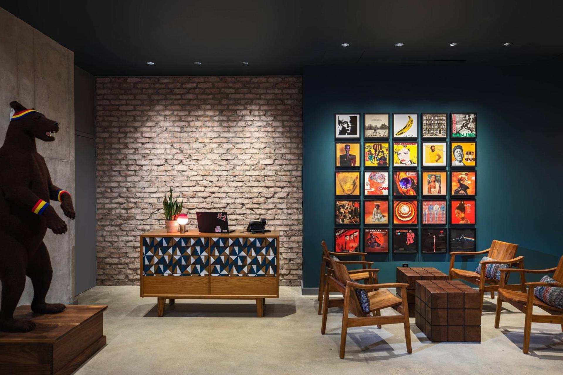 Moxy NYC Downtown photo 6