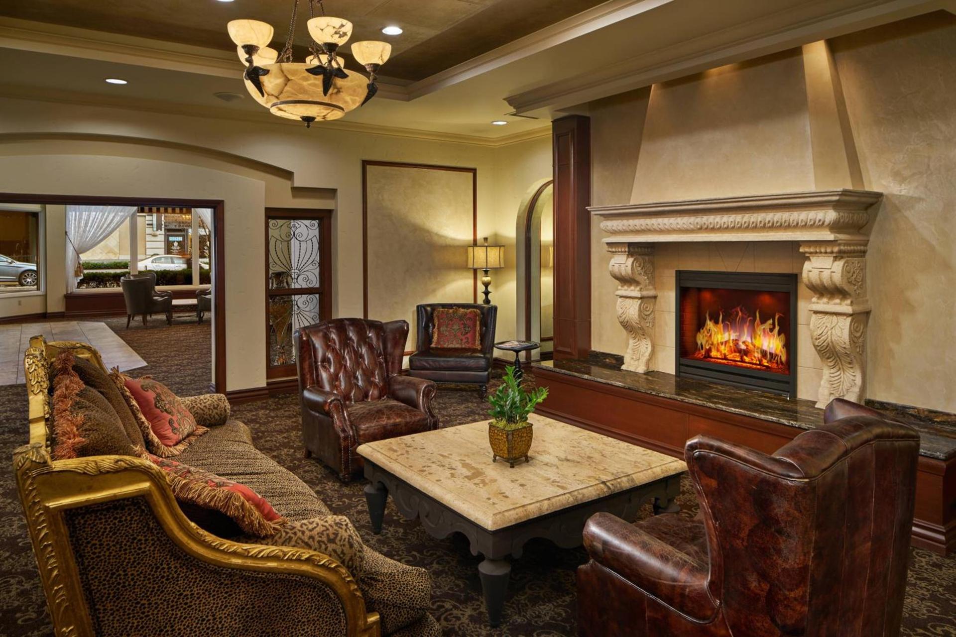 The Louie, A Davenport Hotel, Autograph Collection photo 4