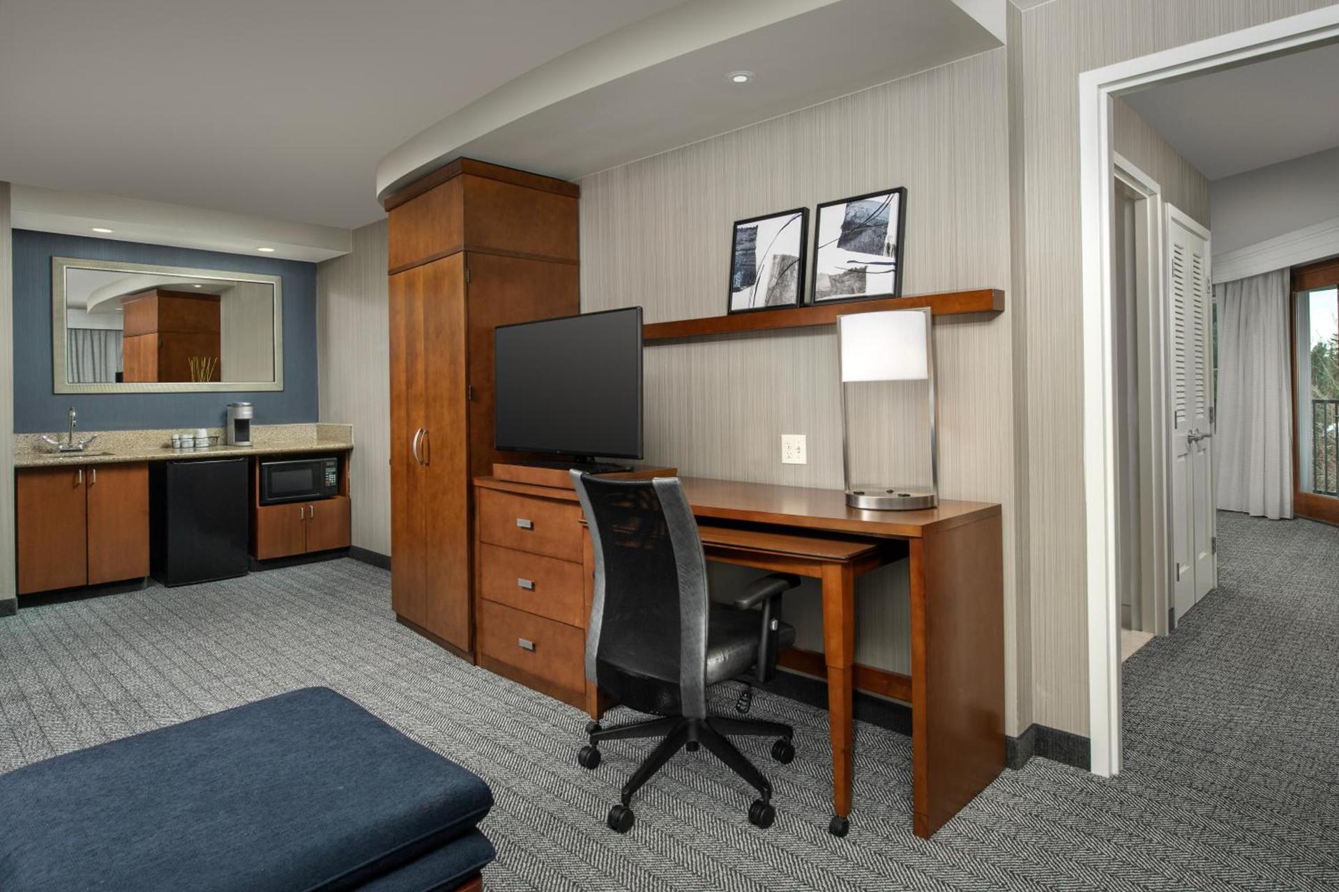 Courtyard by Marriott Seattle Kirkland photo 18