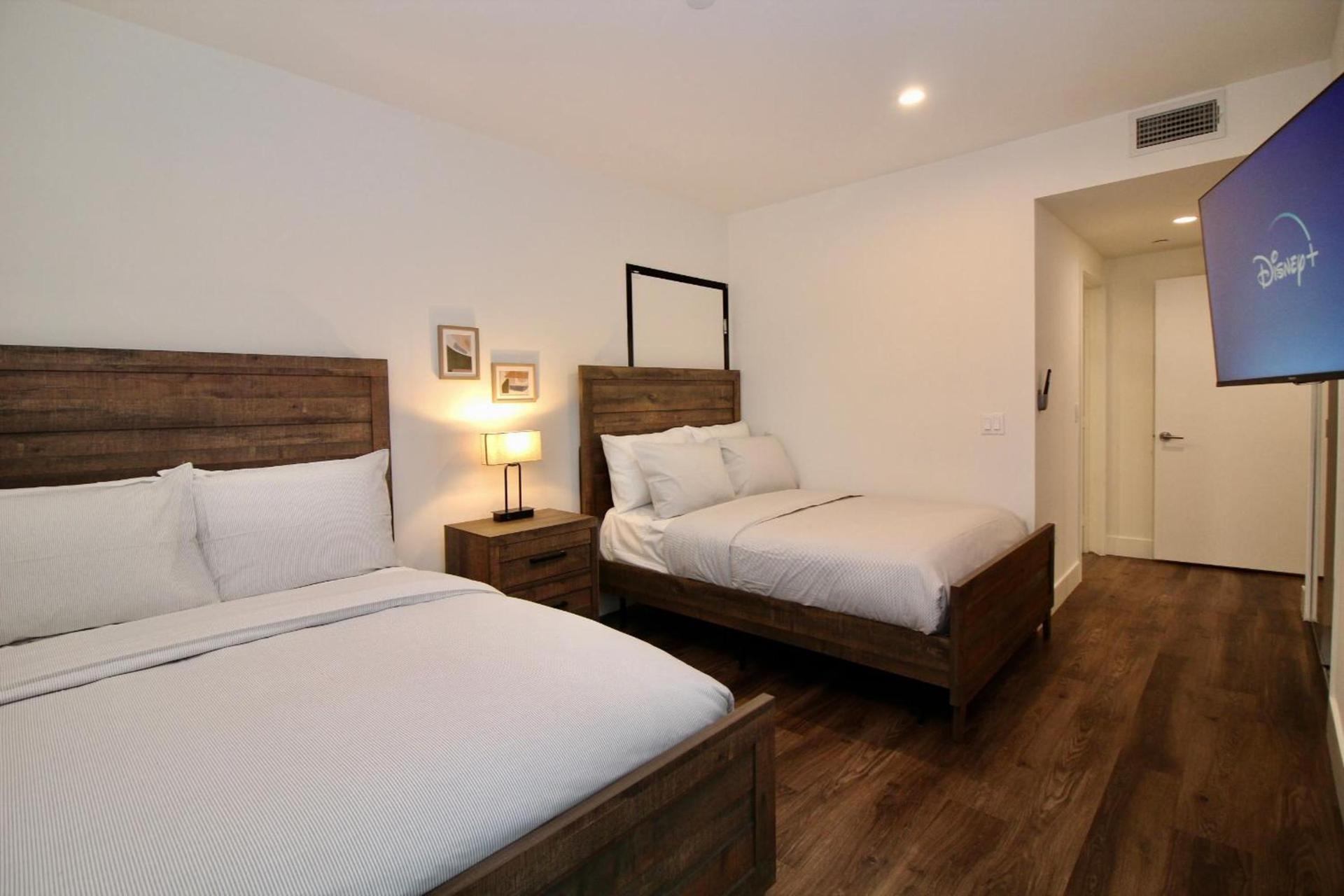 Los Angeles Premium City Suites - Free Secured Parking photo 37