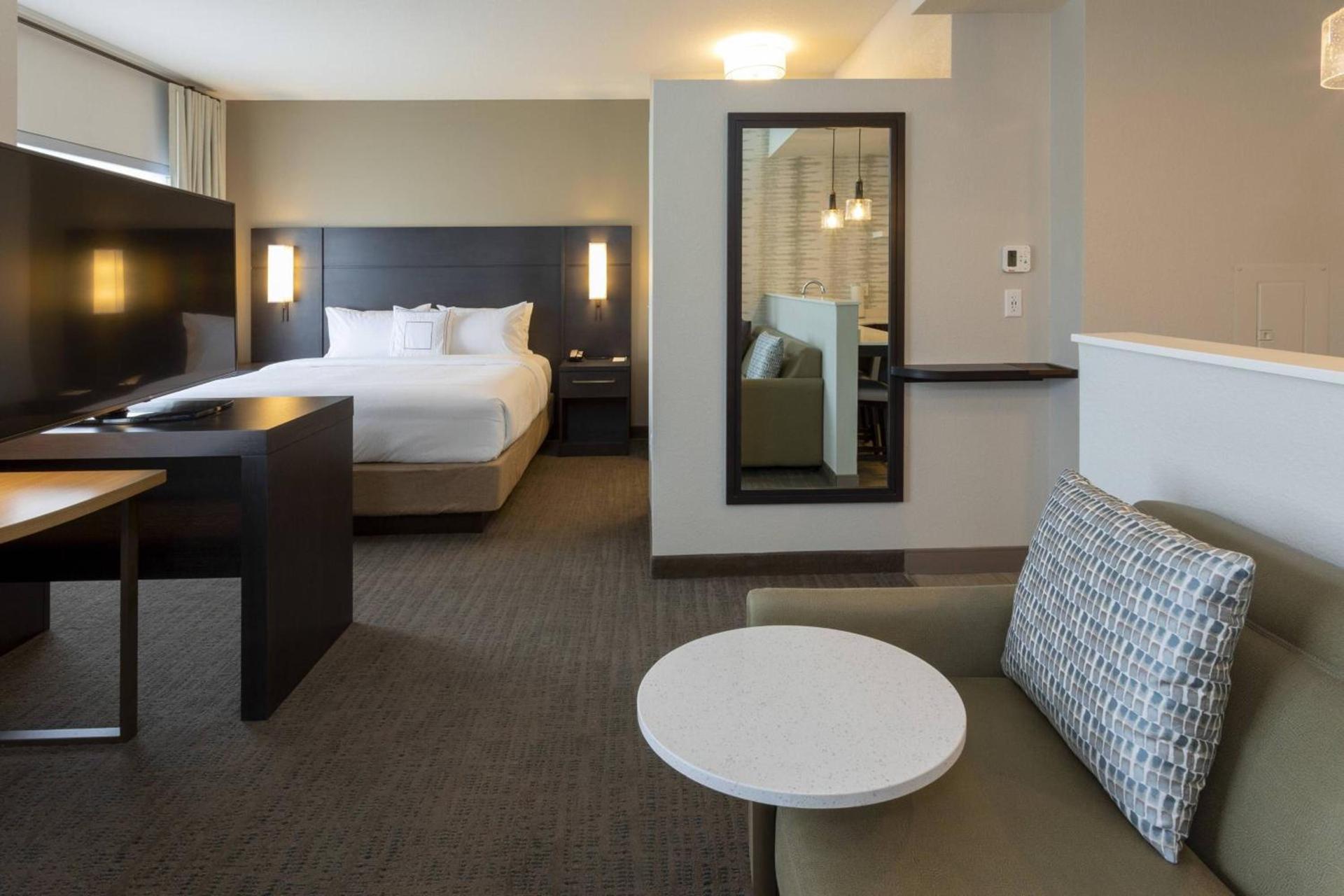 Residence Inn Minneapolis Maple Grove/Arbor Lakes photo 9