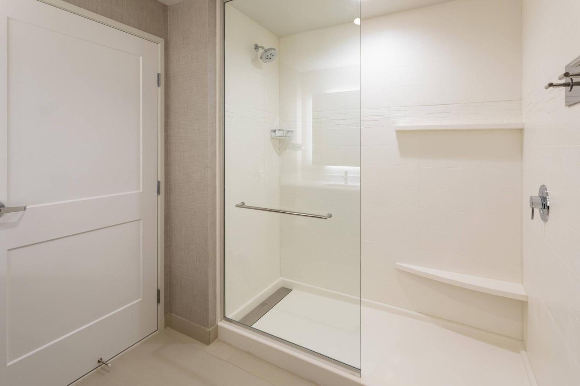 Residence Inn Minneapolis Maple Grove/Arbor Lakes photo 16