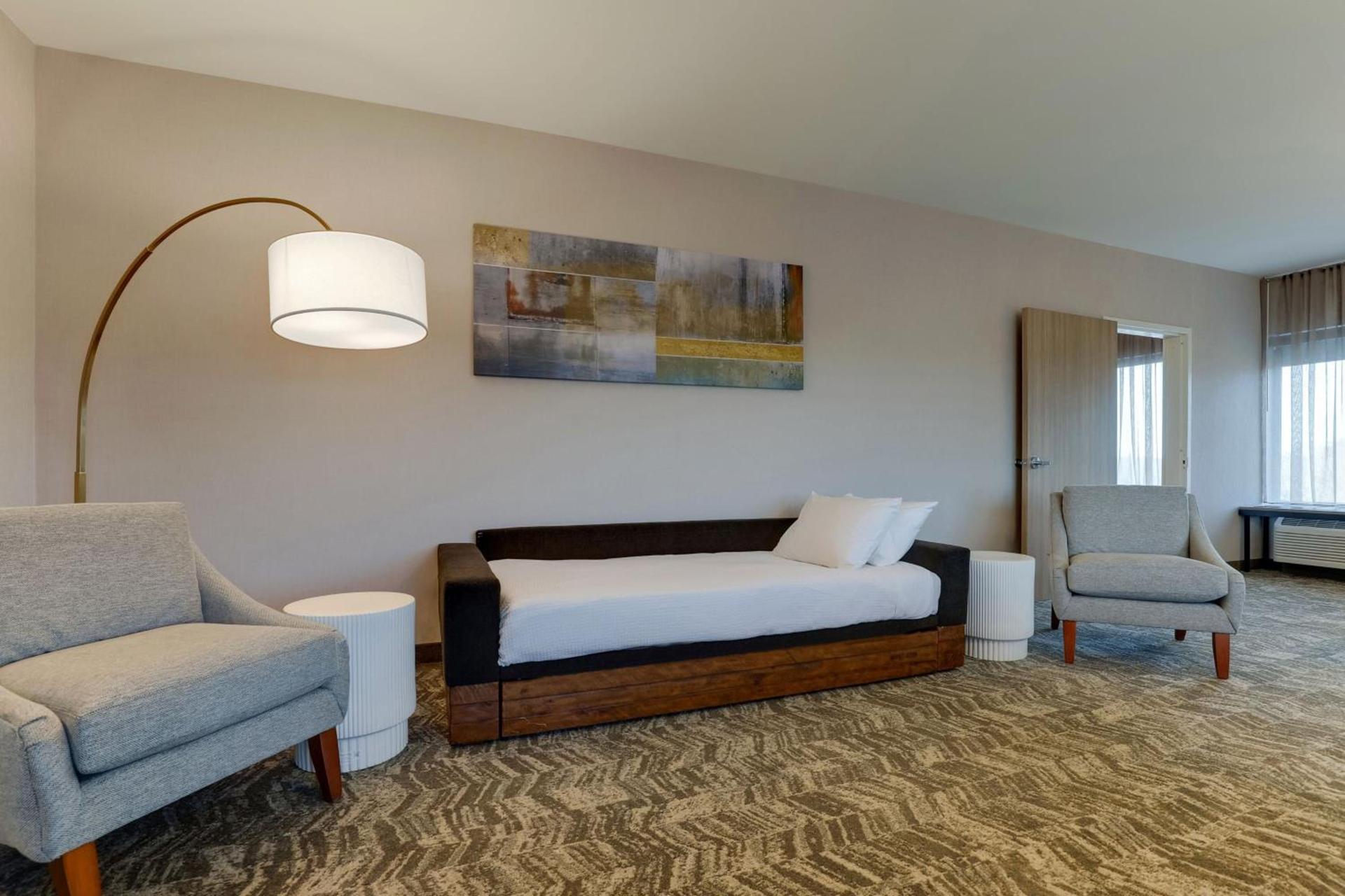 SpringHill Suites by Marriott Cheraw photo 75