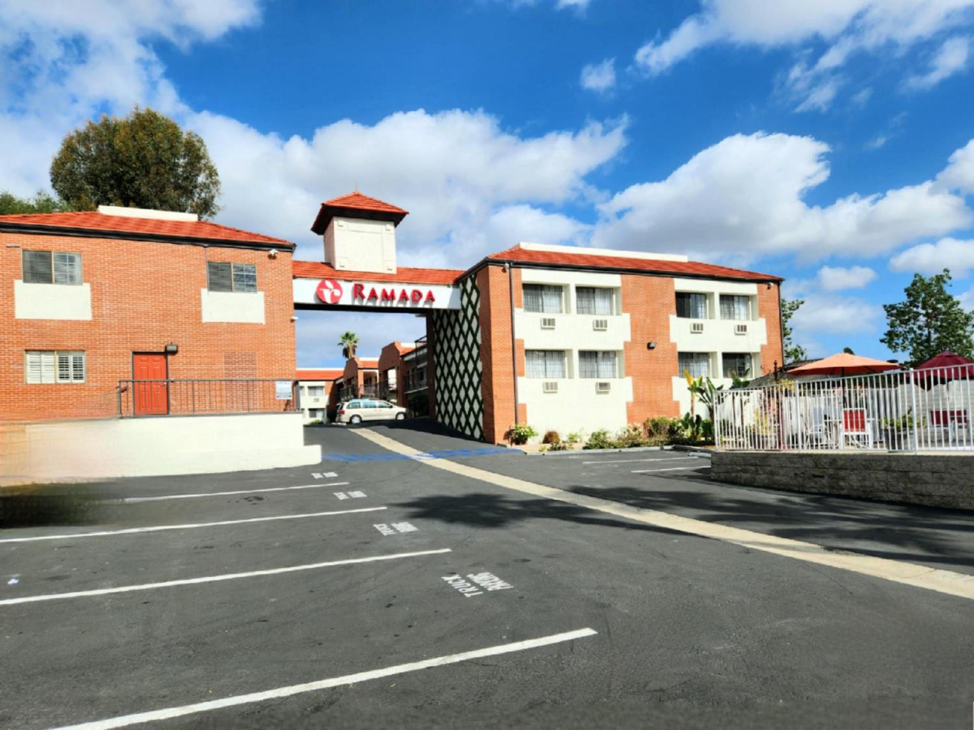 Ramada by Wyndham San Diego Poway Miramar photo 32