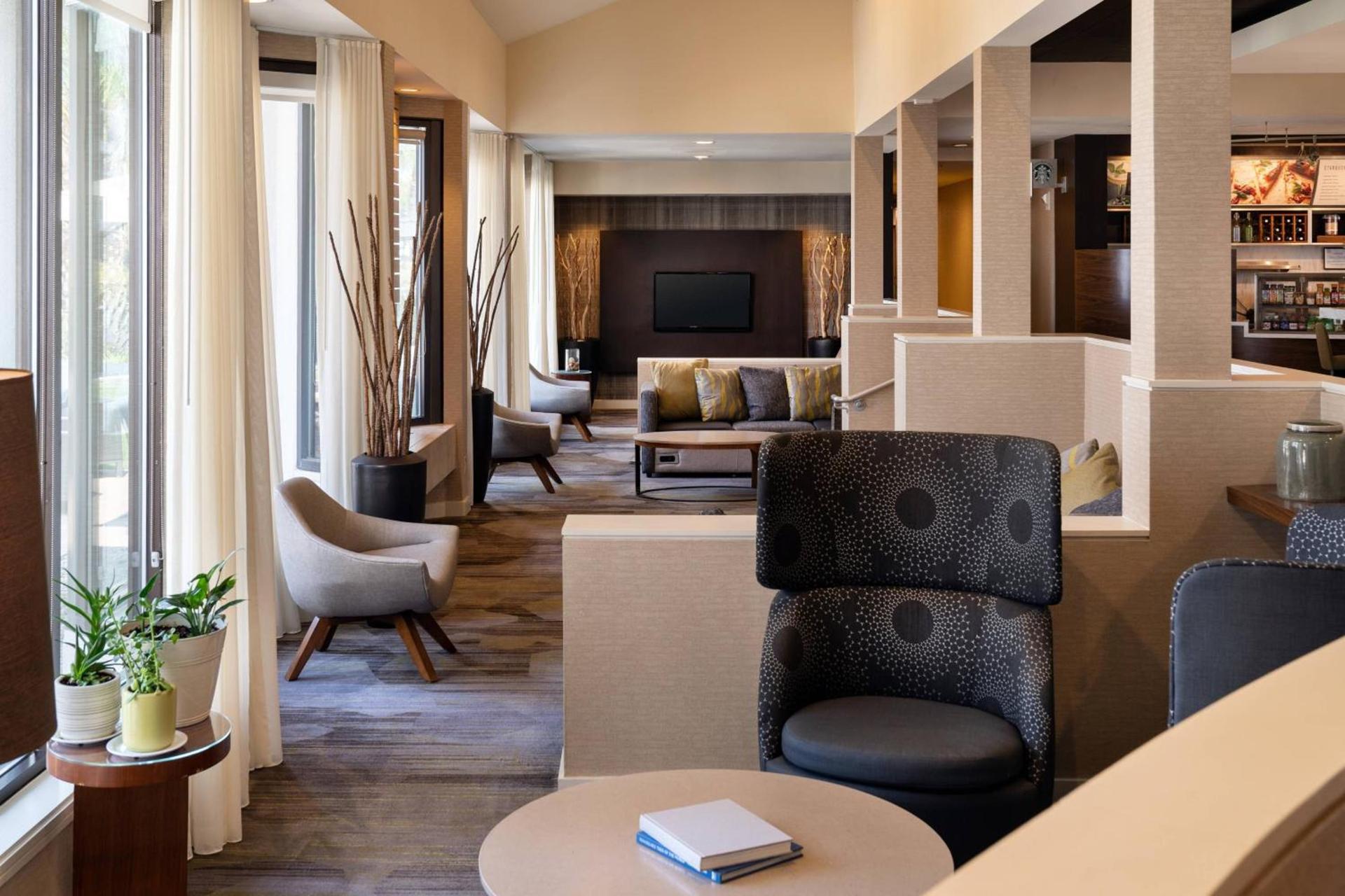 Courtyard by Marriott Fresno photo 8