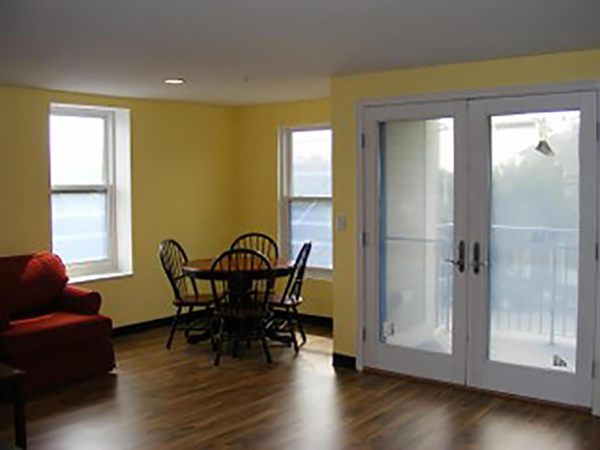 Beach Fantasy Apartment Suites photo 8