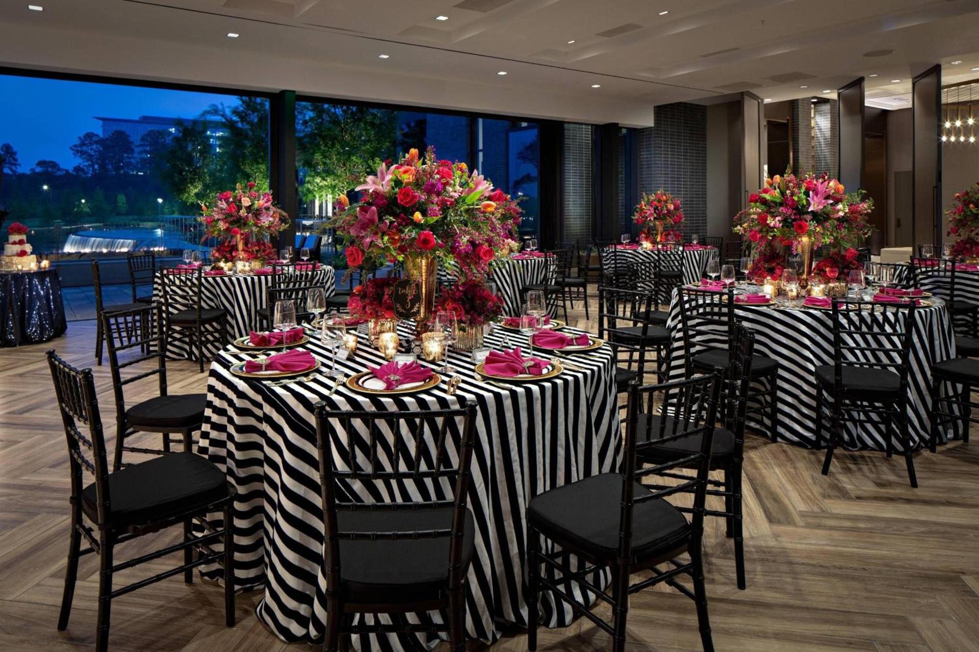 Houston CityPlace Marriott at Springwoods Village photo 86