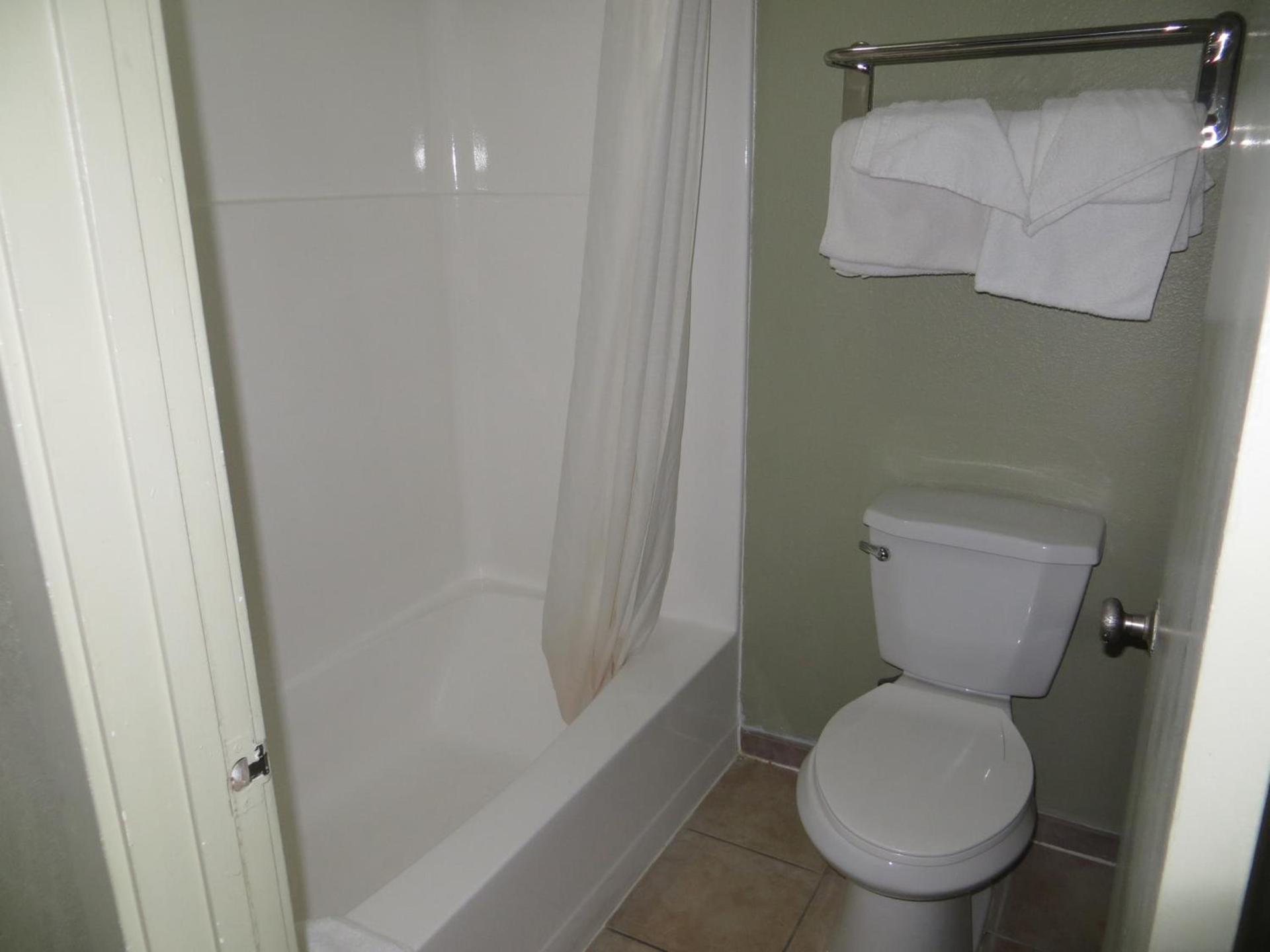 Ocean Gate Inn photo 35