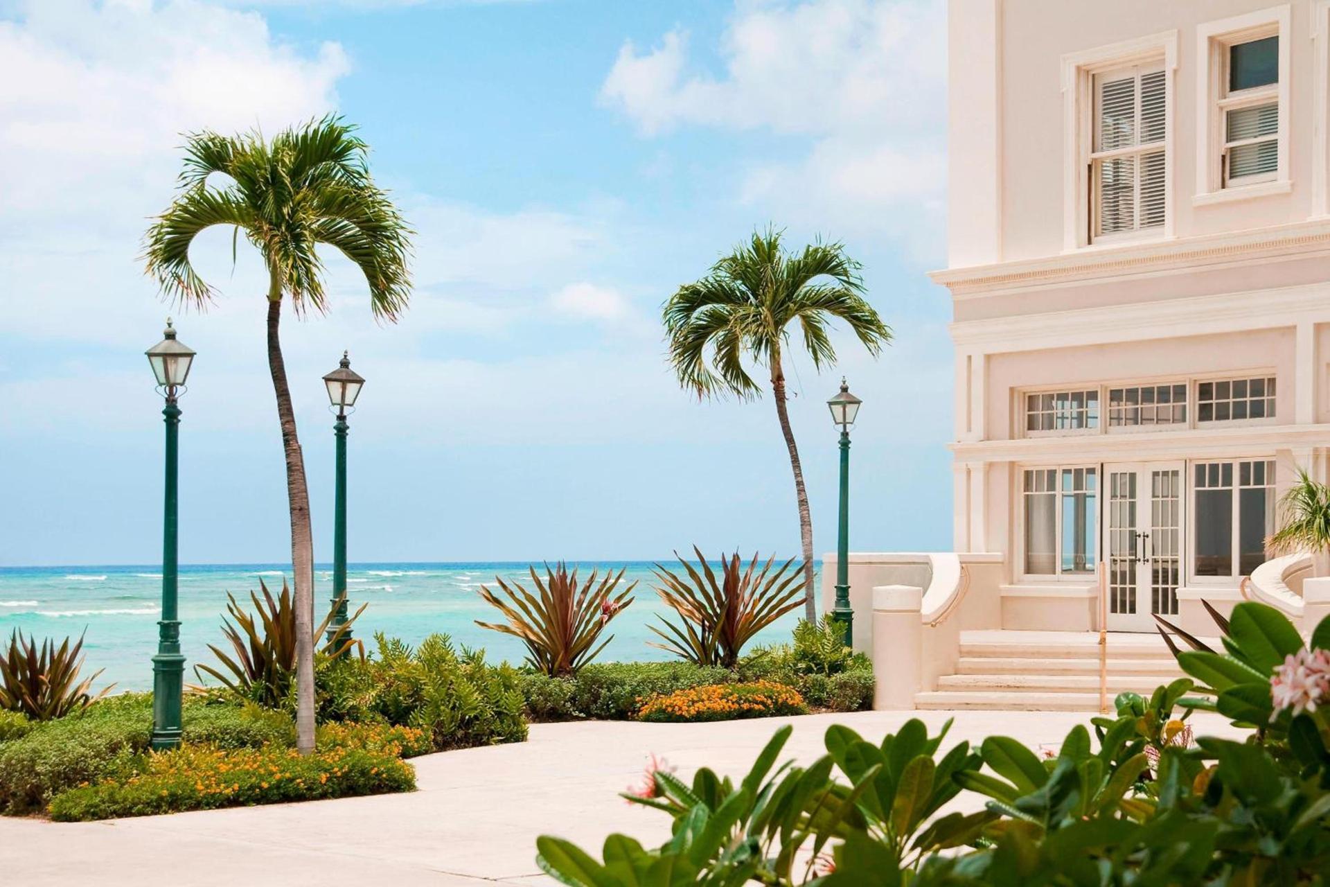 Moana Surfrider, A Westin Resort & Spa, Waikiki Beach photo 10