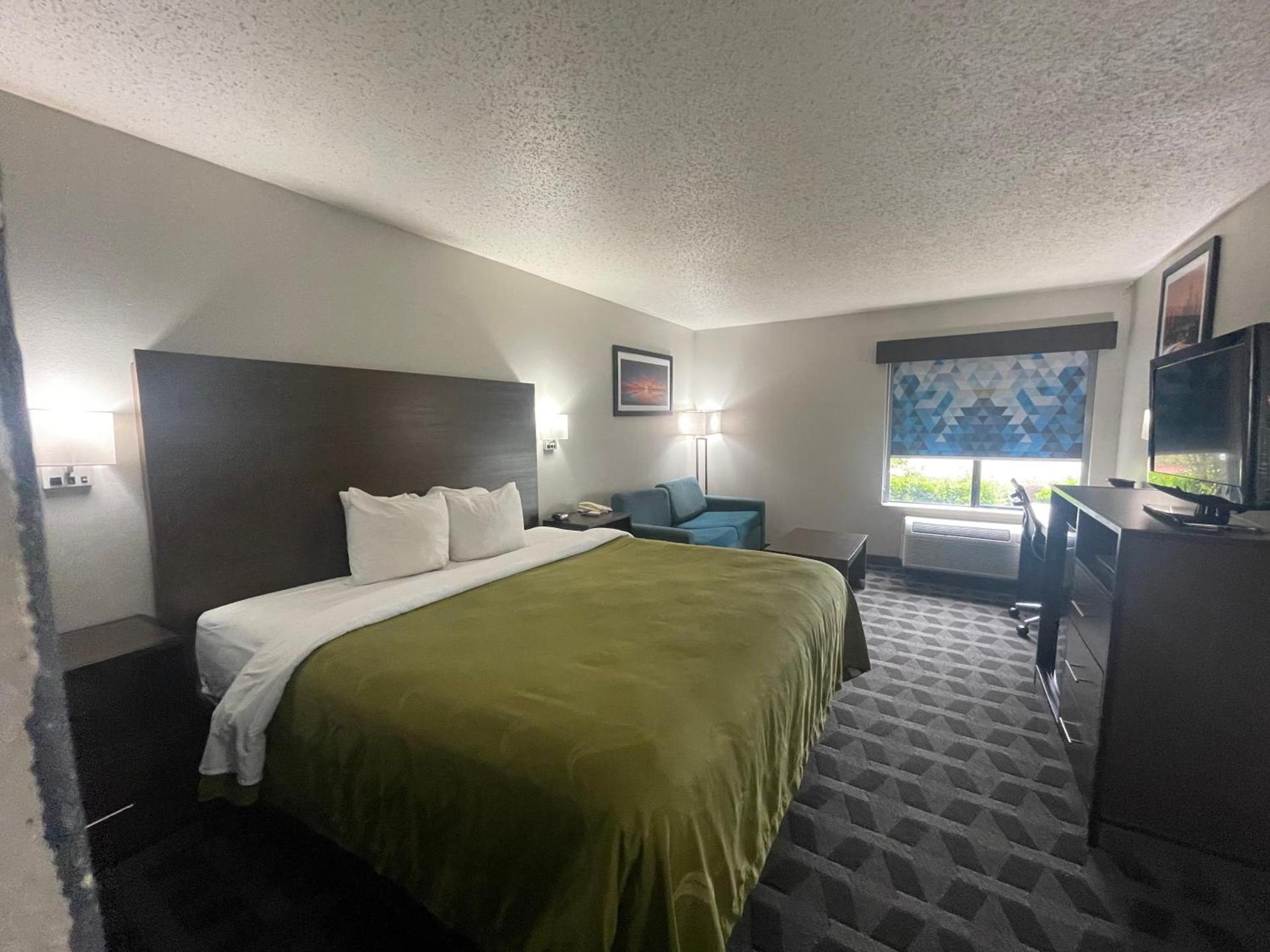 Quality Inn Hillsboro I-35 photo 37