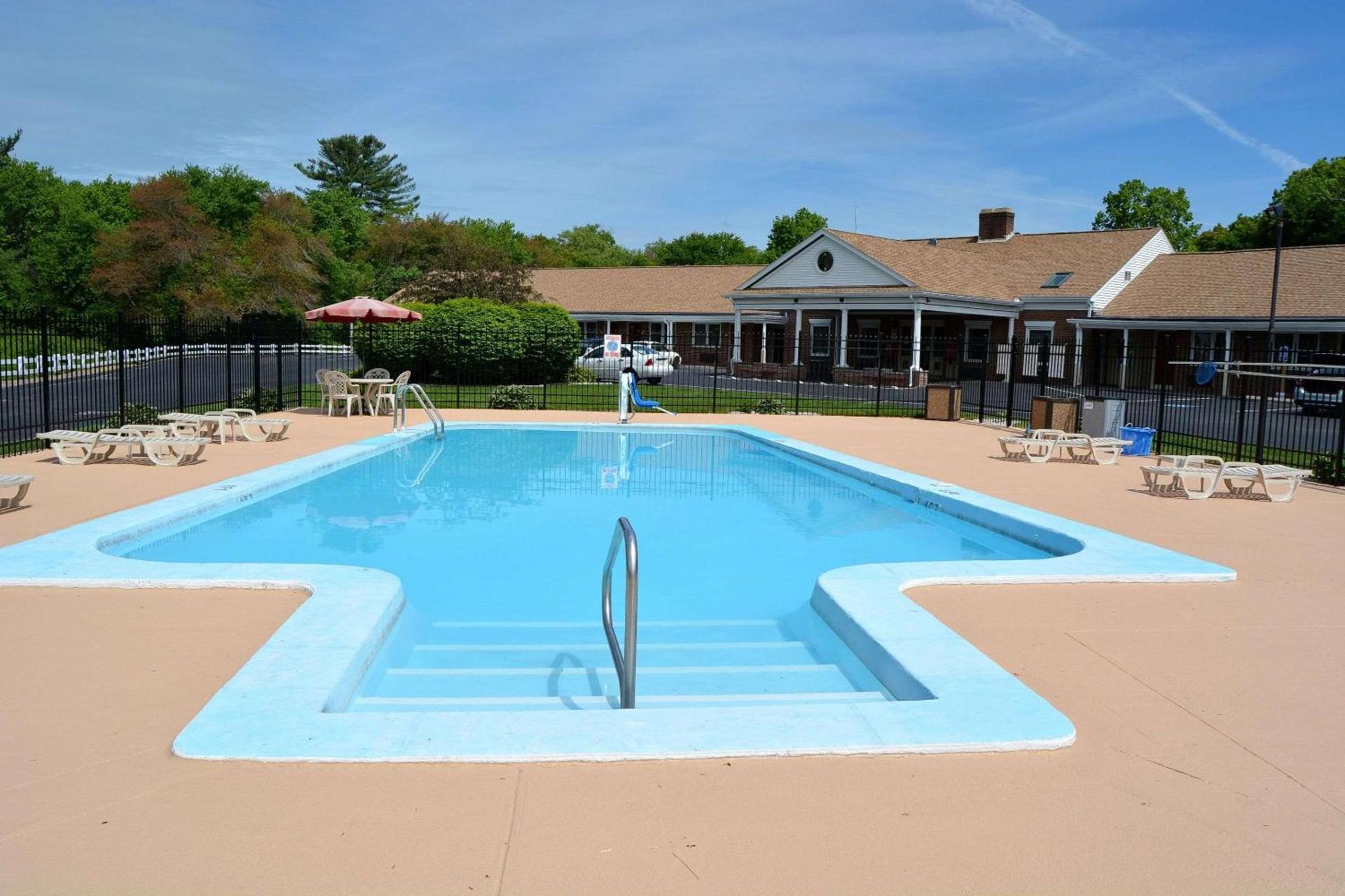 Quality Inn Raynham - Taunton photo 23