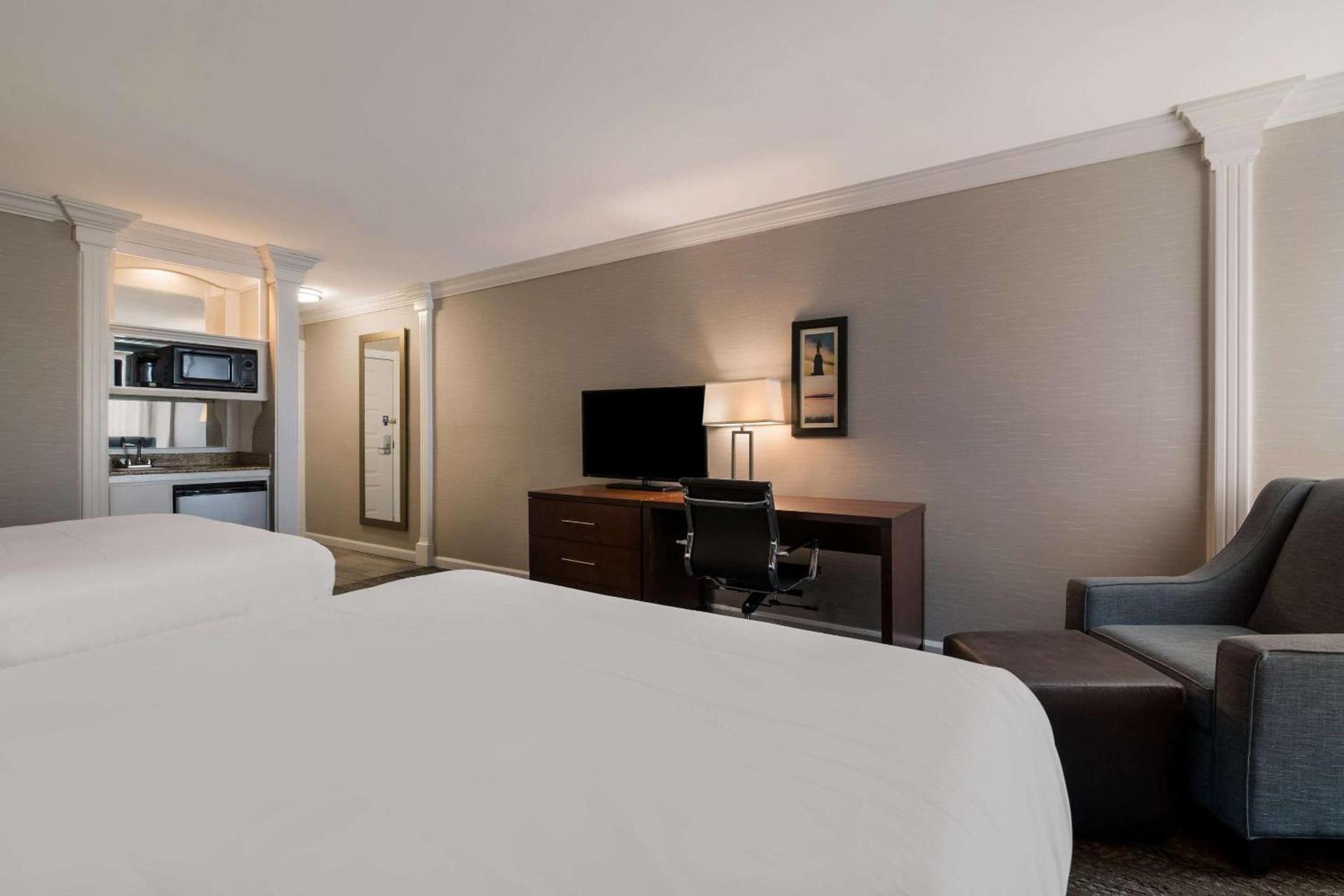 Comfort Inn & Suites Plattsburgh - Morrisonville photo 21