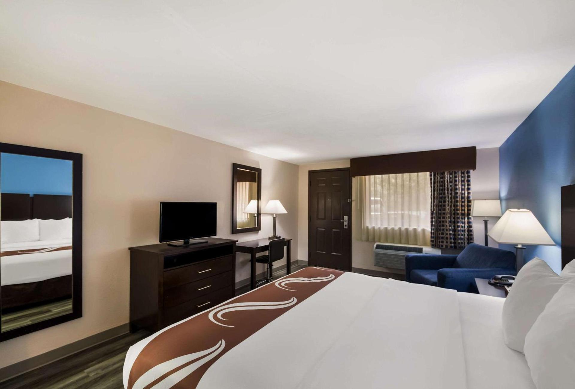 Quality Inn & Suites Round Rock photo 4