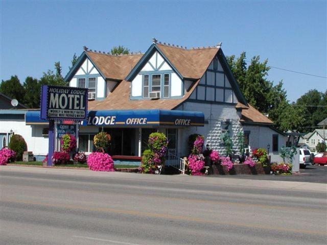Holiday Lodge photo 2
