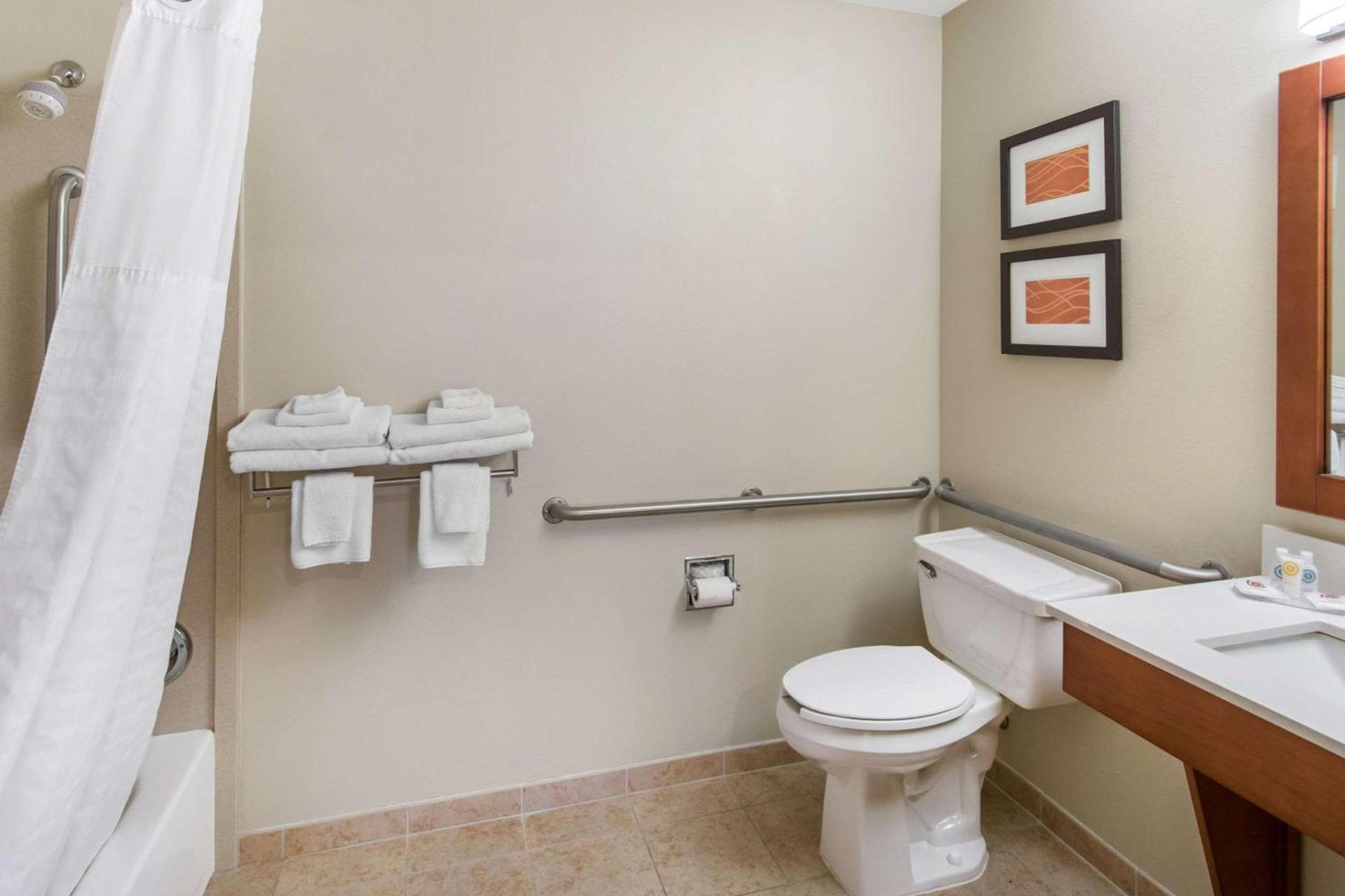 Comfort Inn Colville photo 38