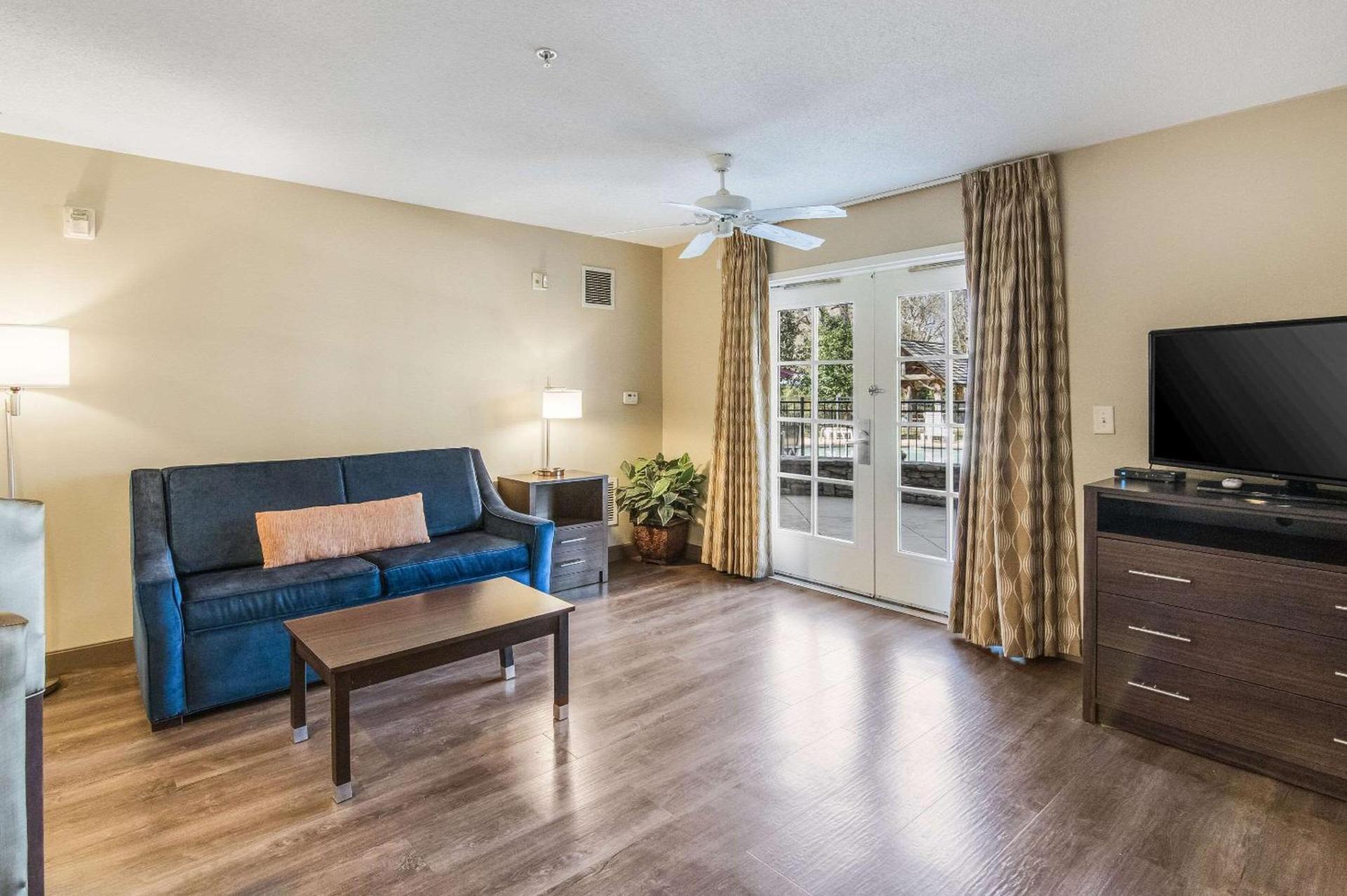 MainStay Suites Columbus near Fort Benning photo 9