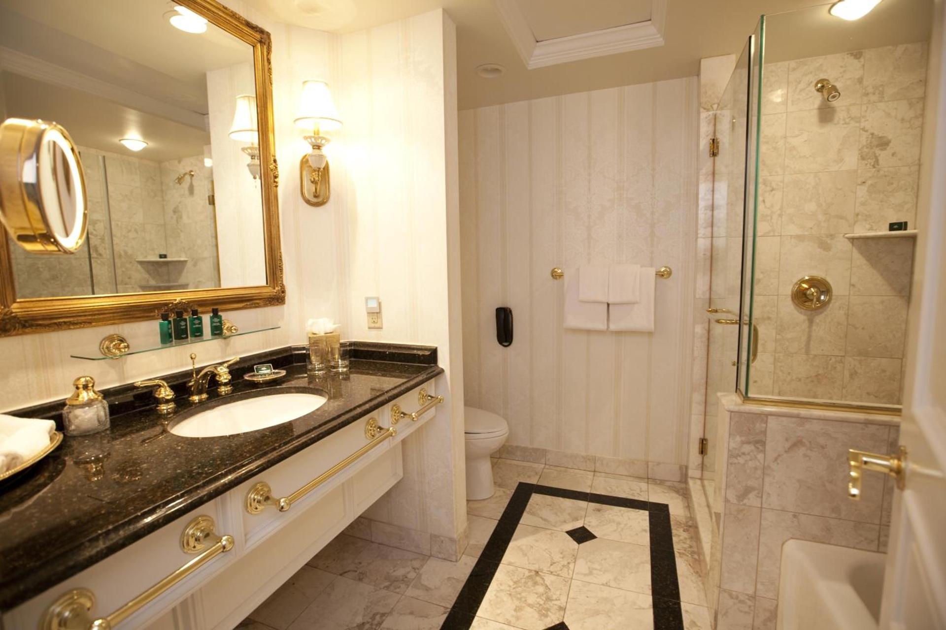 Market Pavilion Hotel photo 9