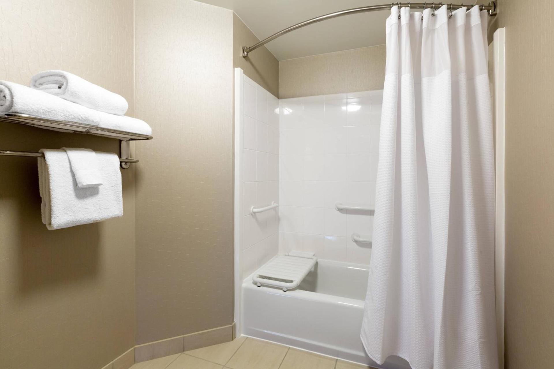 SpringHill Suites Indianapolis Fishers photo 12