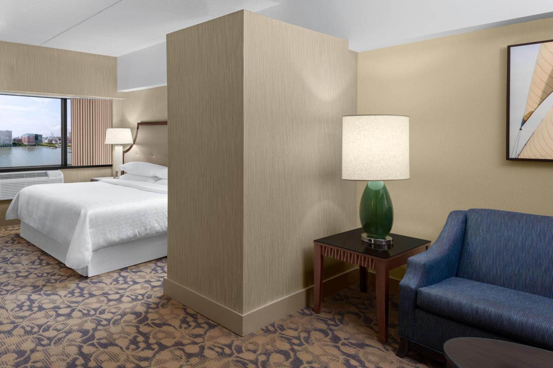 Sheraton Lincoln Harbor Hotel photo 2
