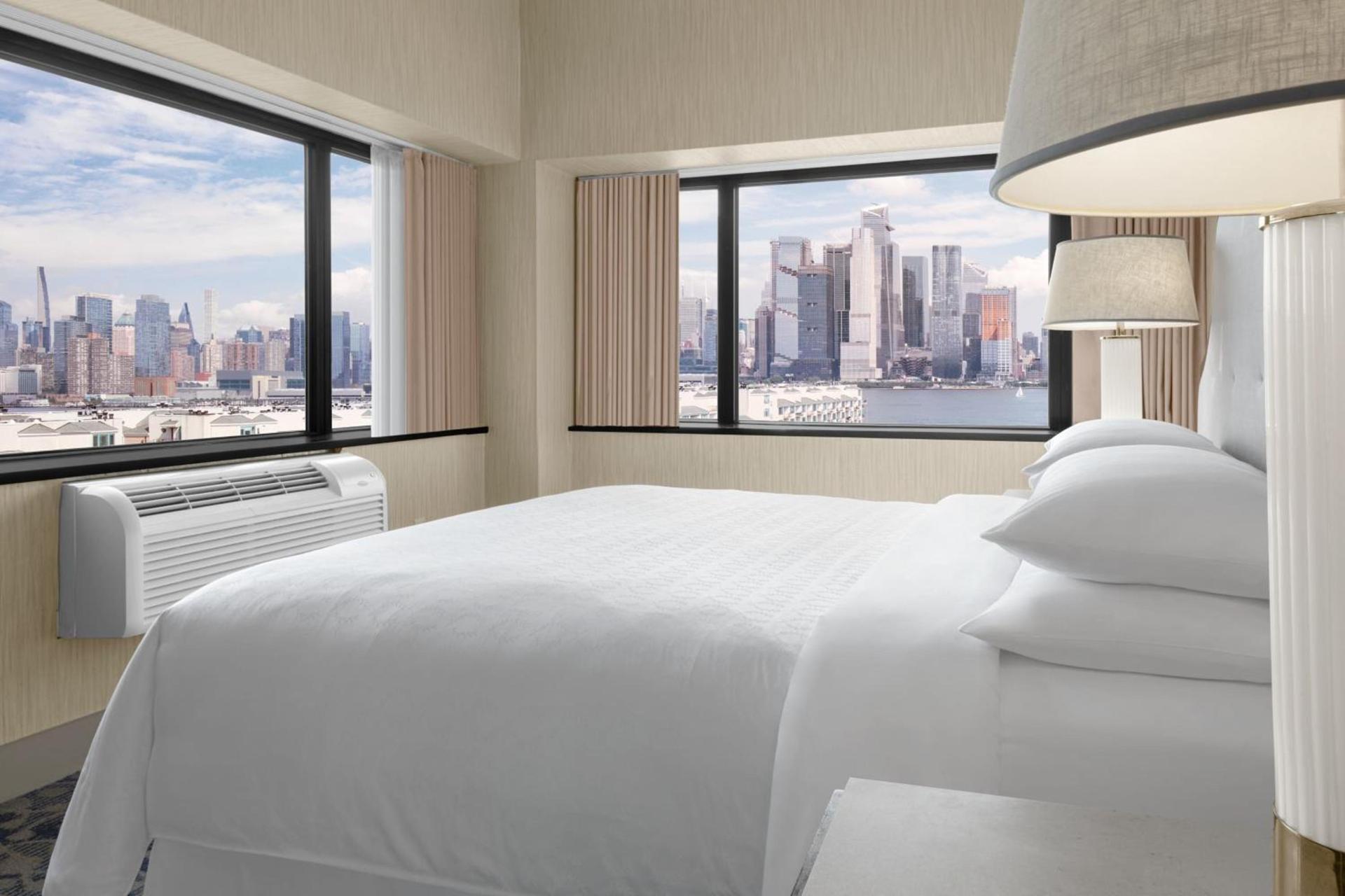Sheraton Lincoln Harbor Hotel photo 19