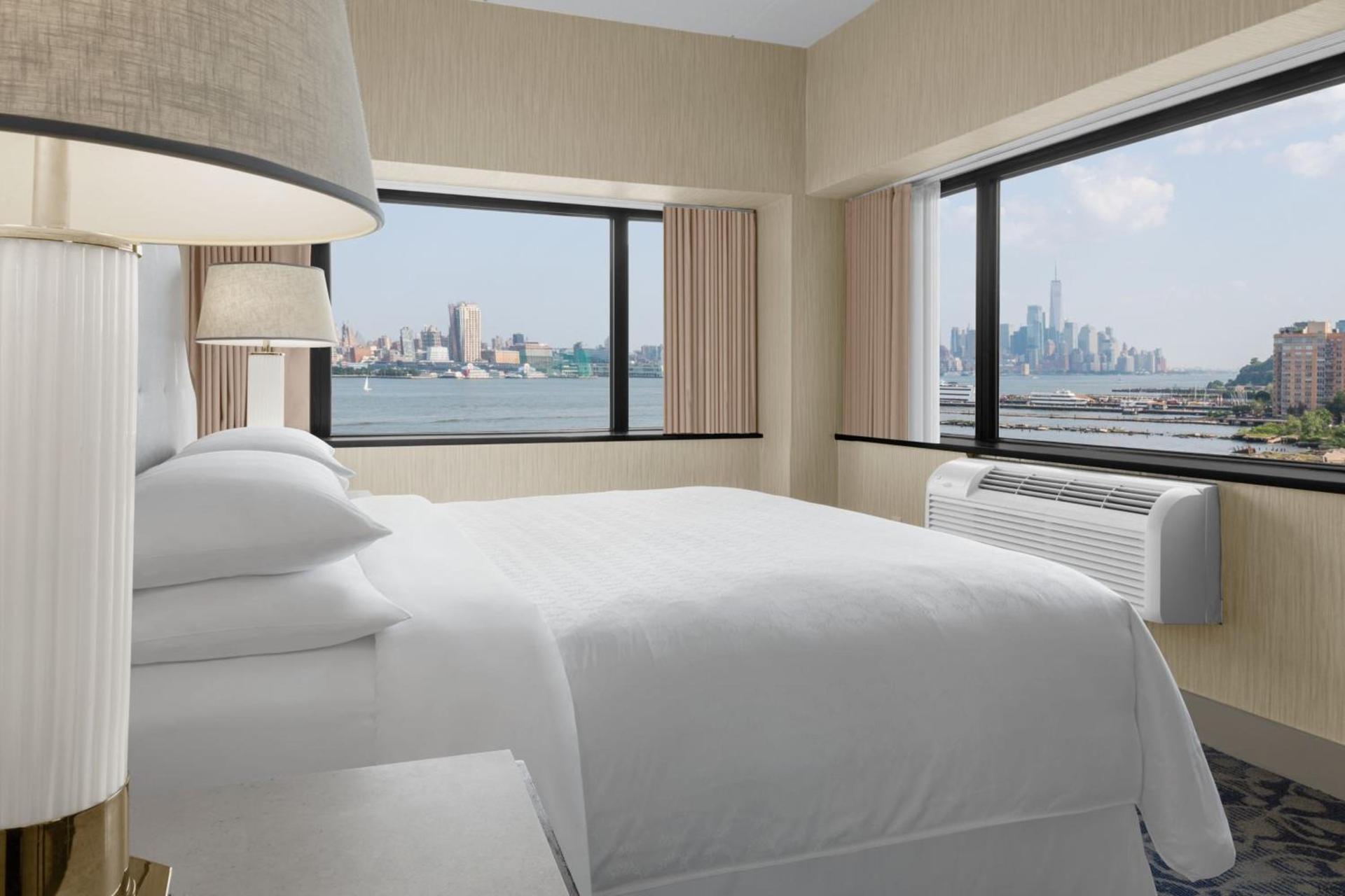 Sheraton Lincoln Harbor Hotel photo 30