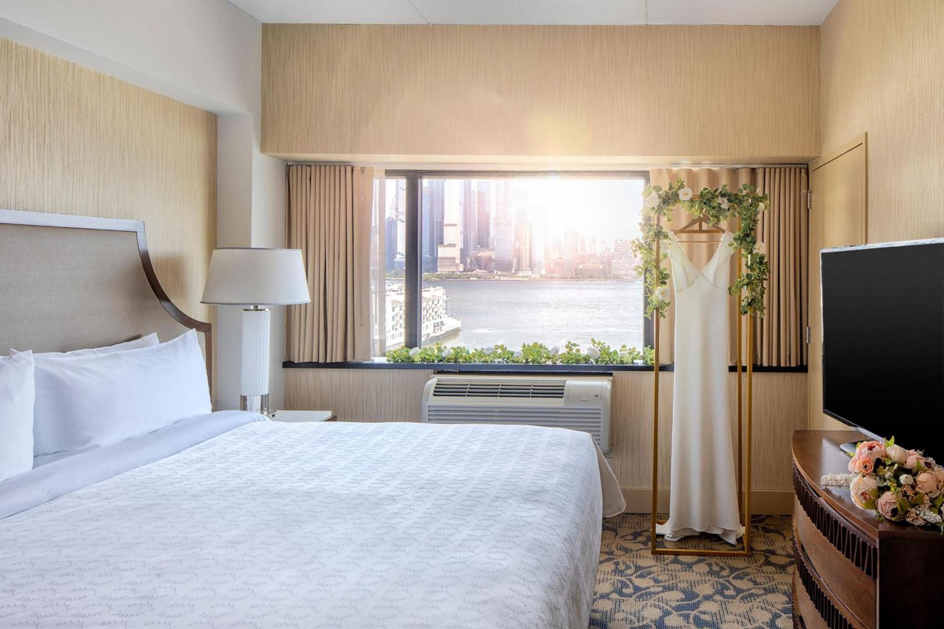 Sheraton Lincoln Harbor Hotel photo 59