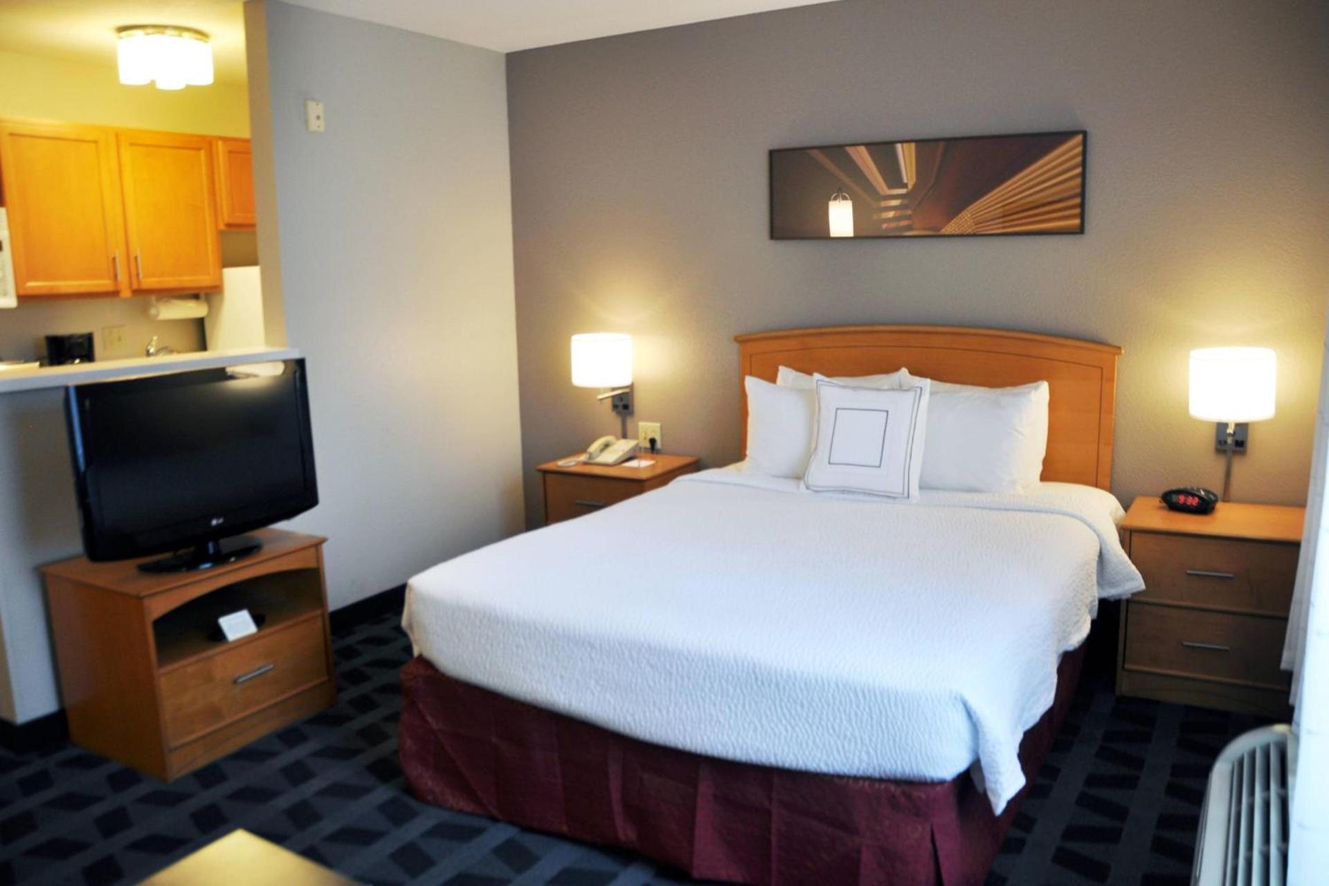 TownePlace Suites by Marriott Albuquerque Airport photo 7