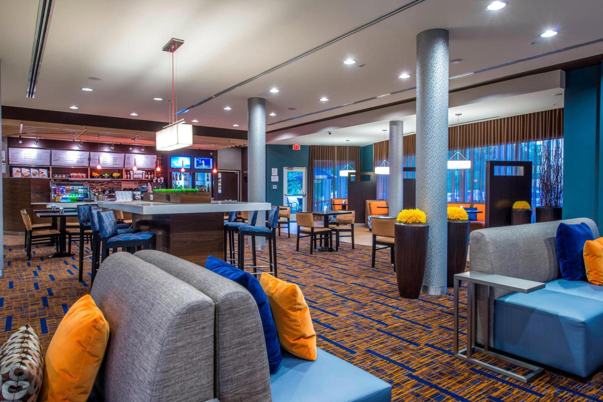 Courtyard by Marriott Columbus photo 16