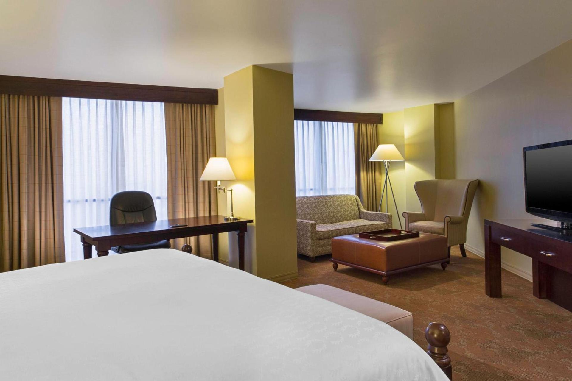 Sheraton Houston Brookhollow Hotel photo 12