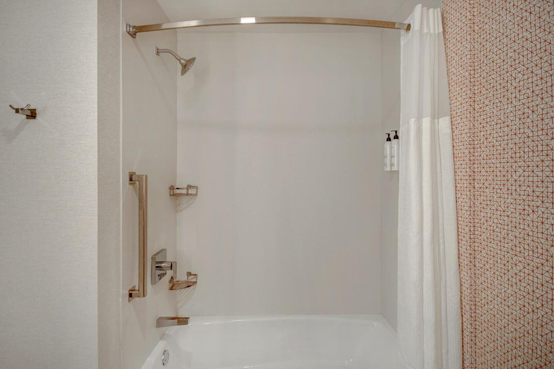 Fairfield Inn & Suites Lancaster Palmdale photo 13