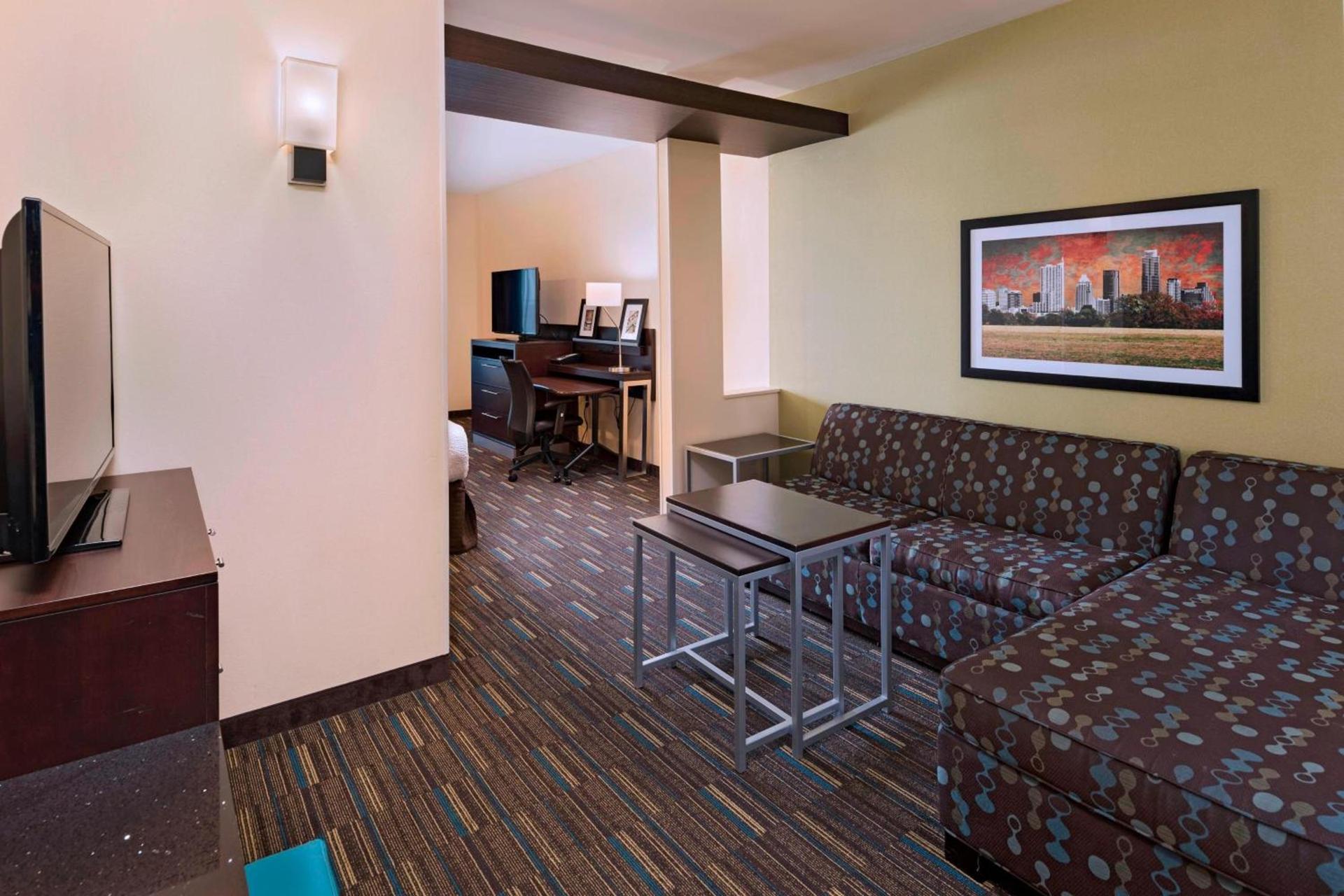 Fairfield Inn and Suites by Marriott Austin Northwest/Research Blvd photo 18